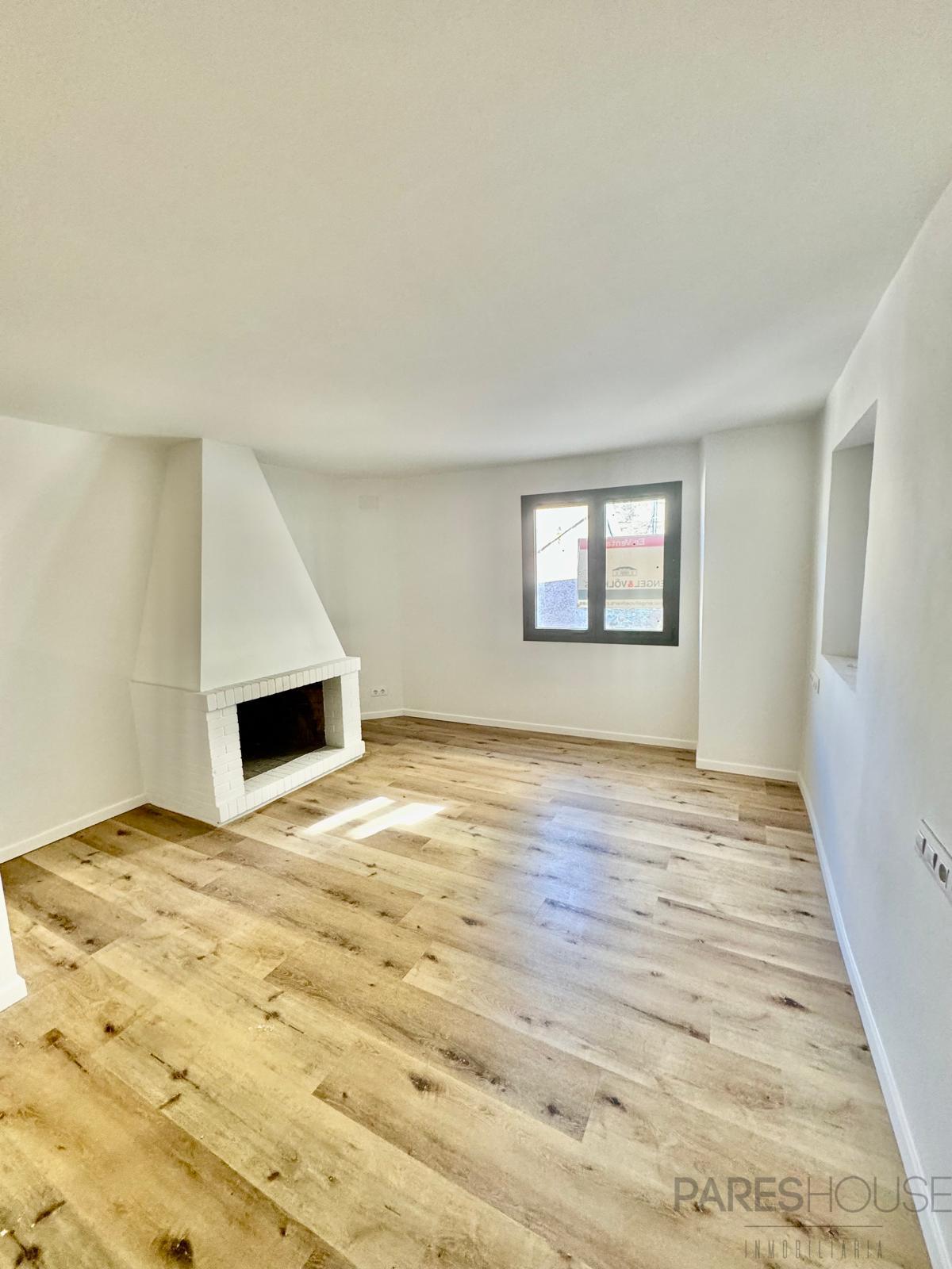Venta de casa en Espolla