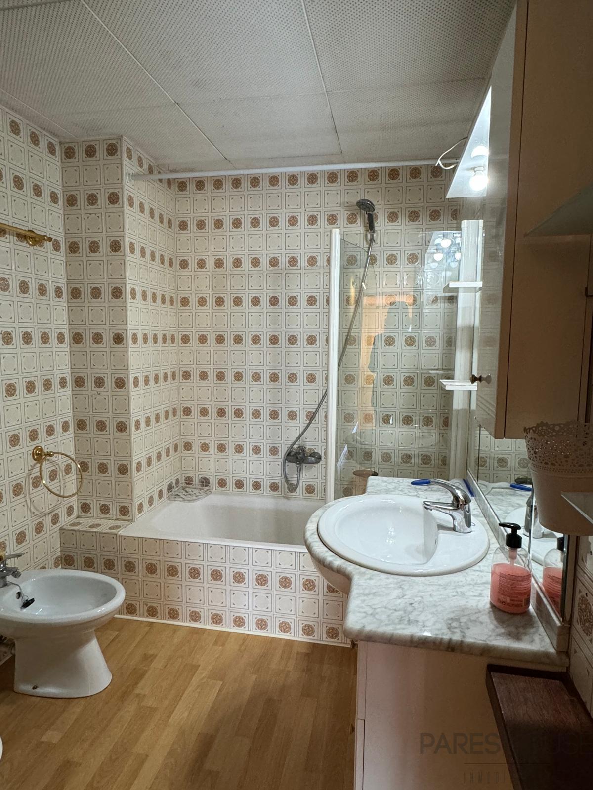 For sale of flat in Figueres