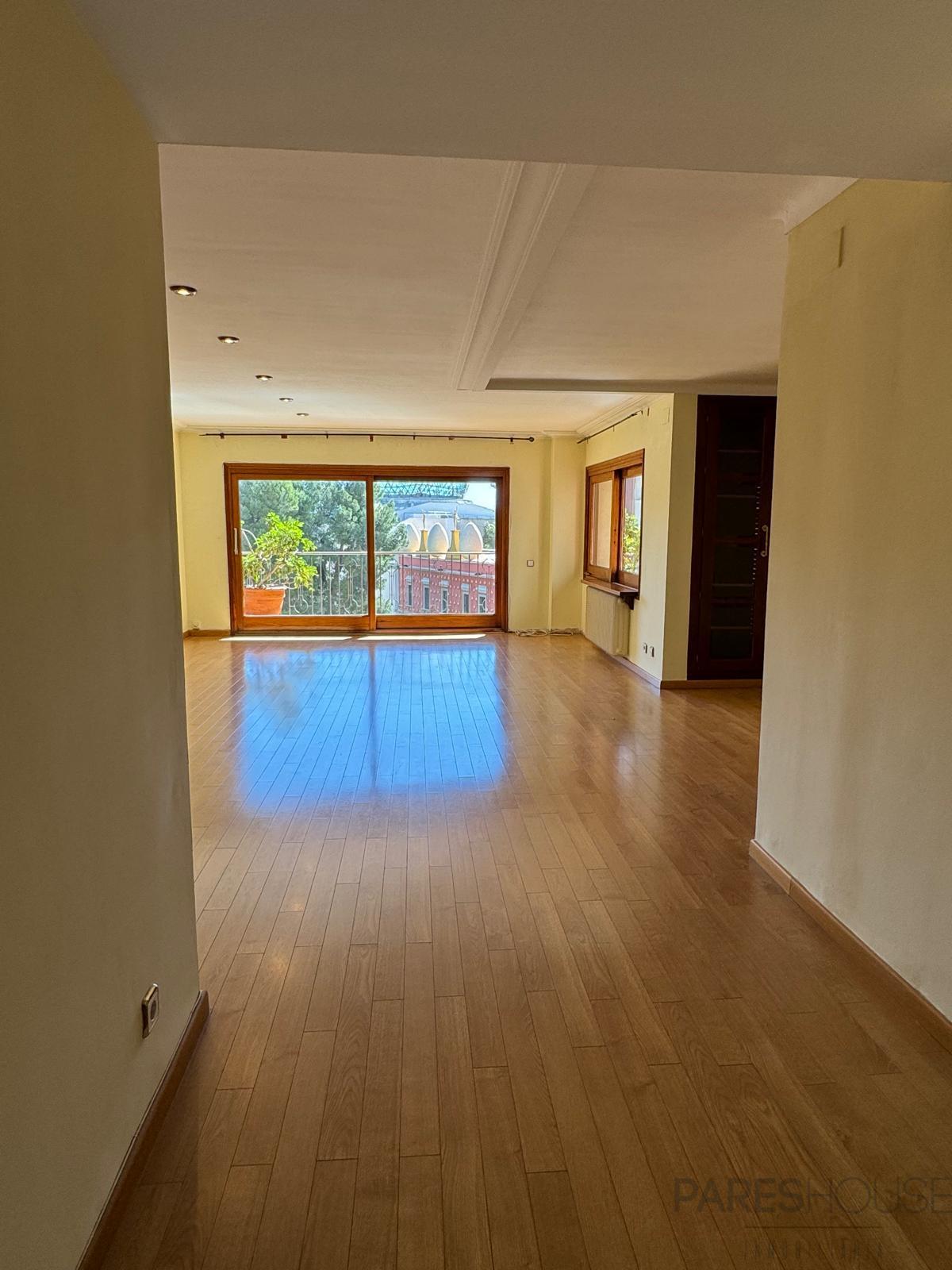 For sale of flat in Figueres