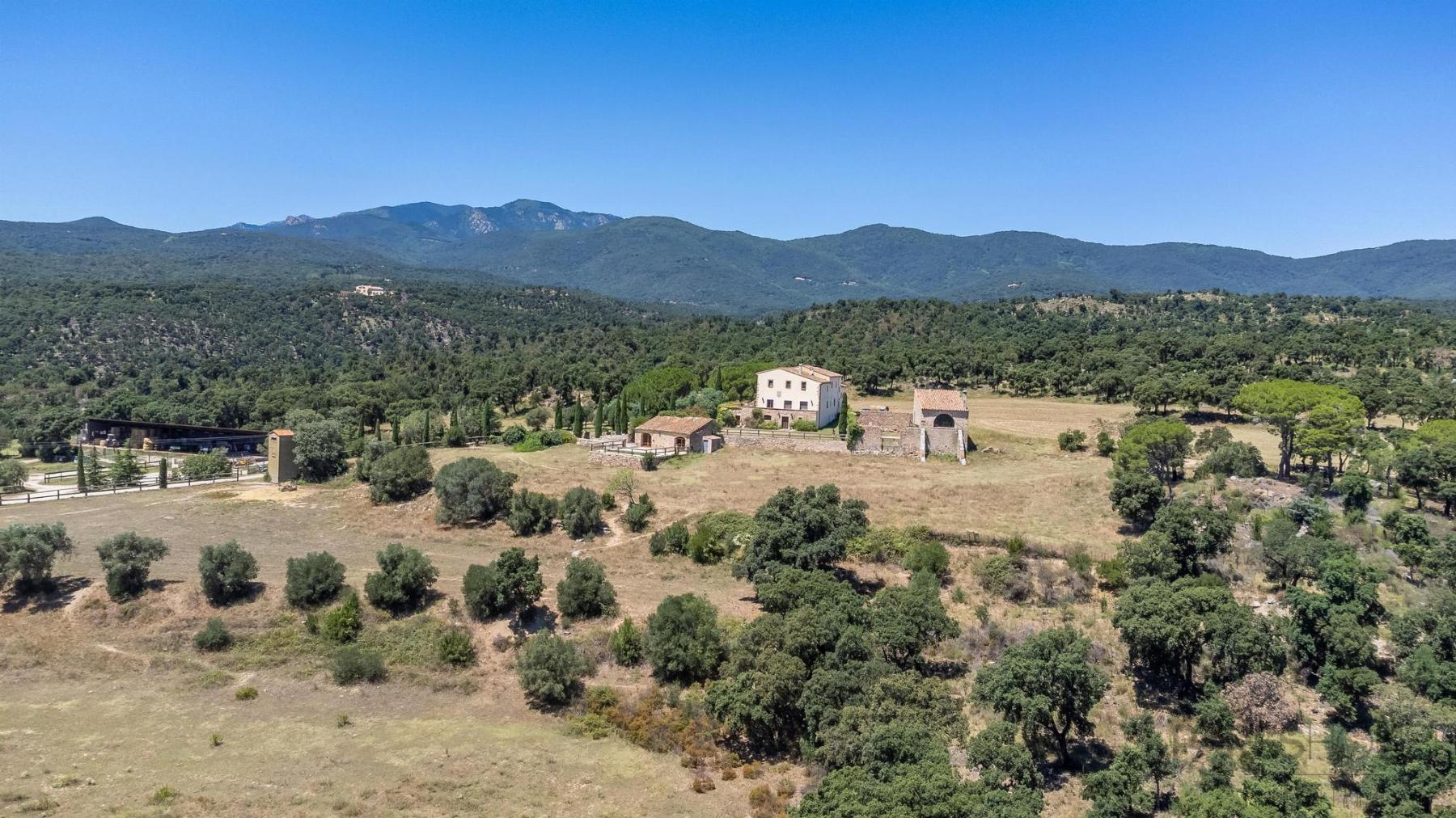 For sale of rural property in Agullana