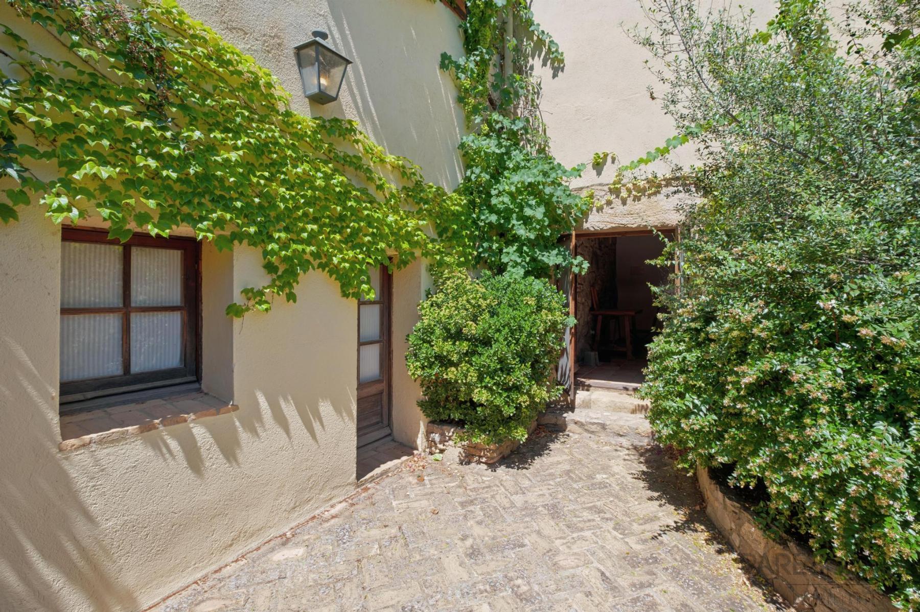 For sale of rural property in Agullana