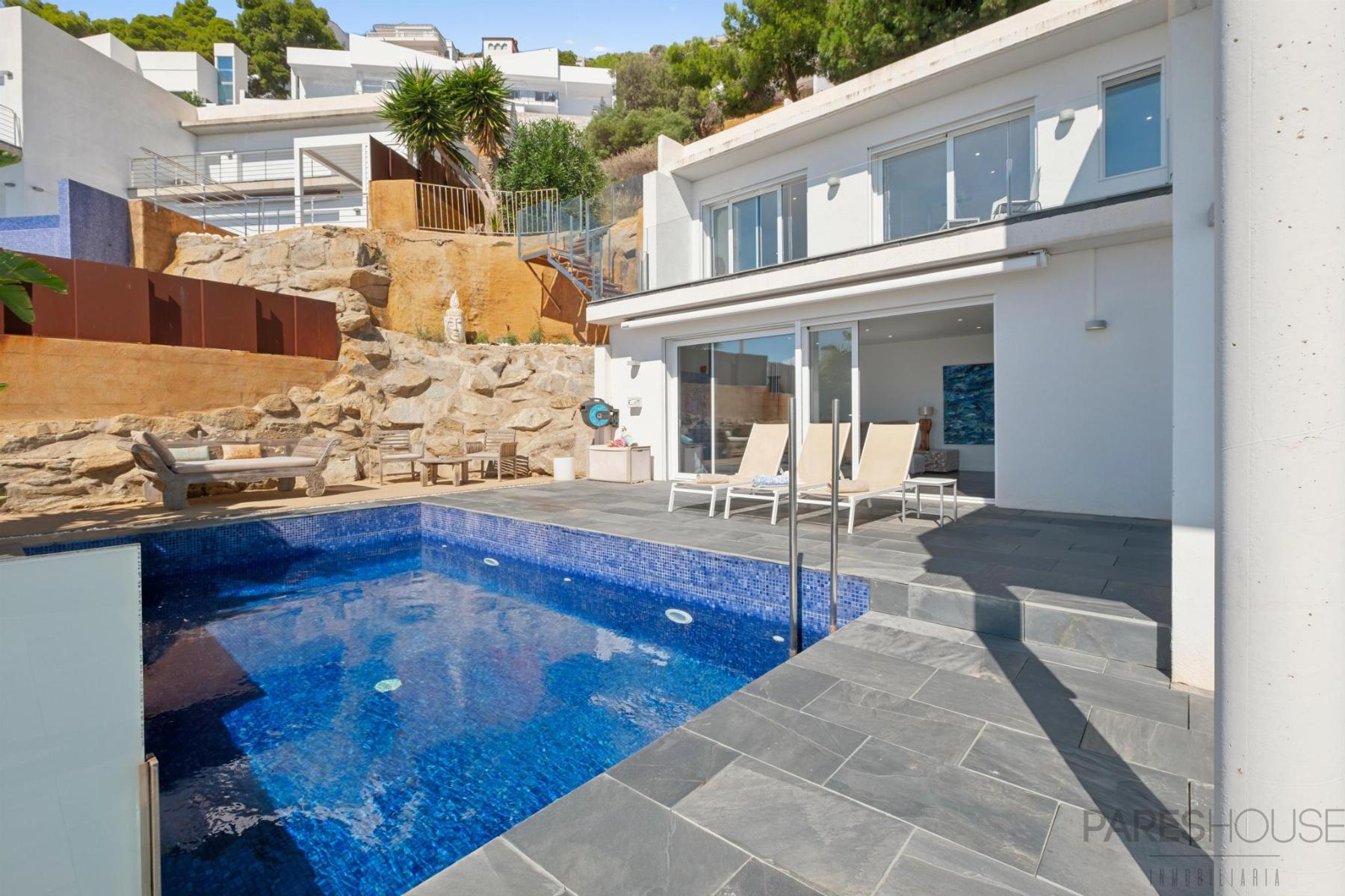 For sale of house in Roses