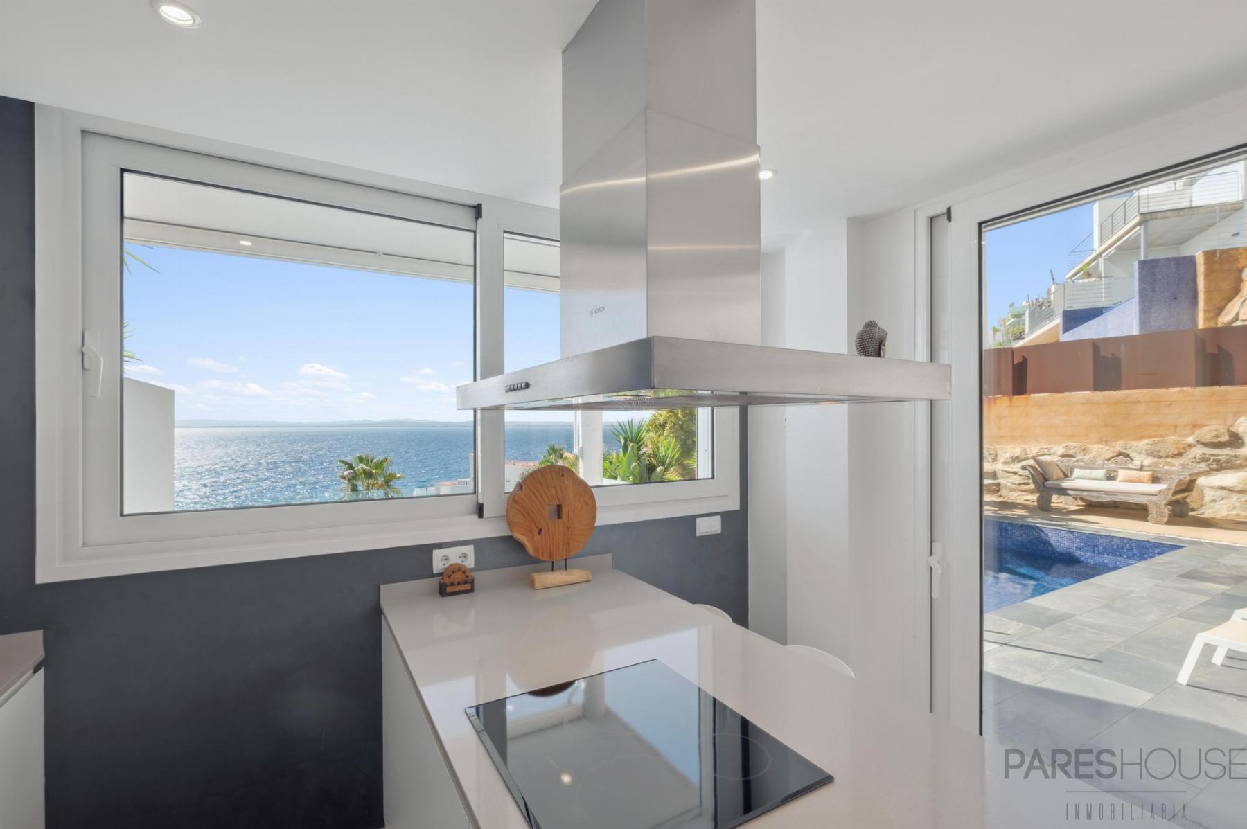 For sale of house in Roses