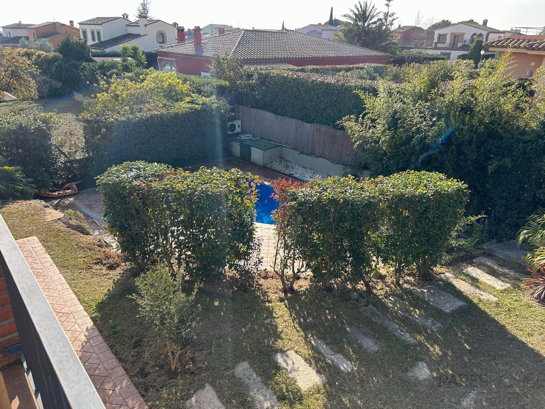 Venta de chalet en Peralada