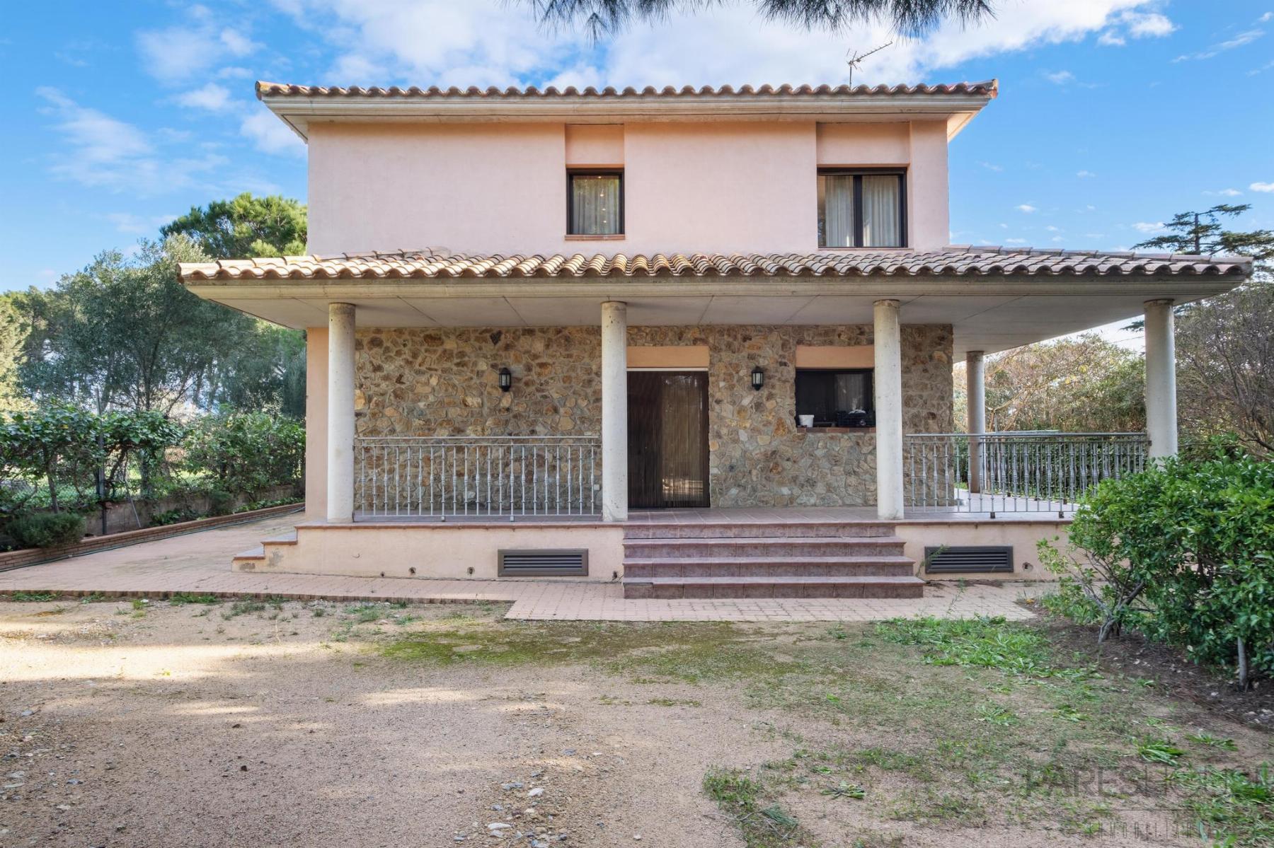 For sale of chalet in Mollet de Peralada