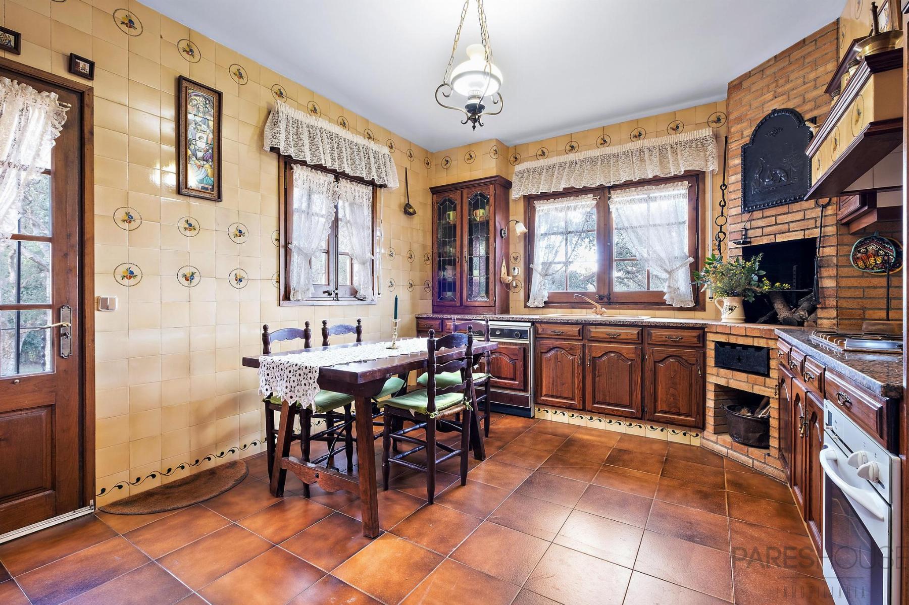 Venta de masía en Darnius