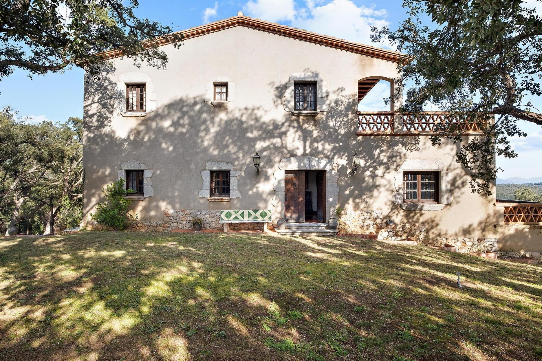 Venta de masía en Darnius
