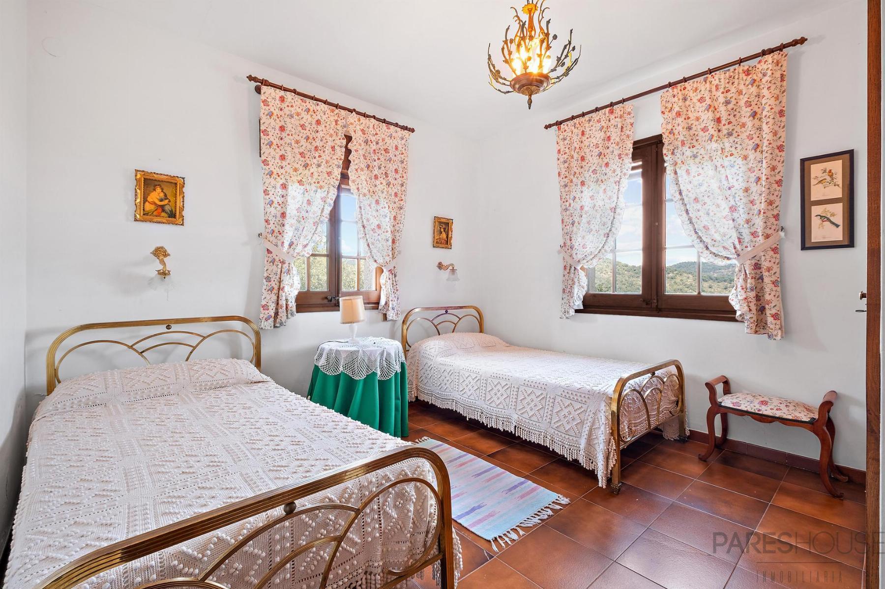 Venta de masía en Darnius