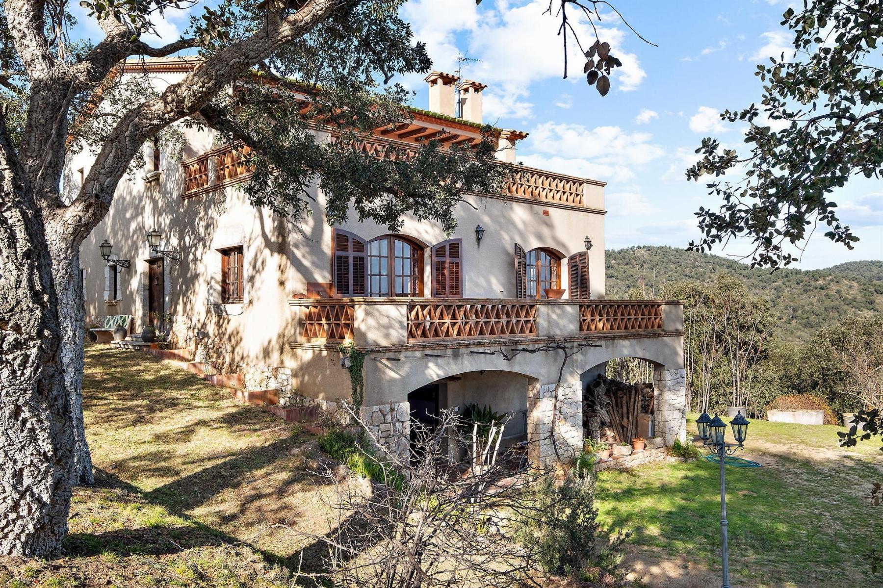 Venta de masía en Darnius