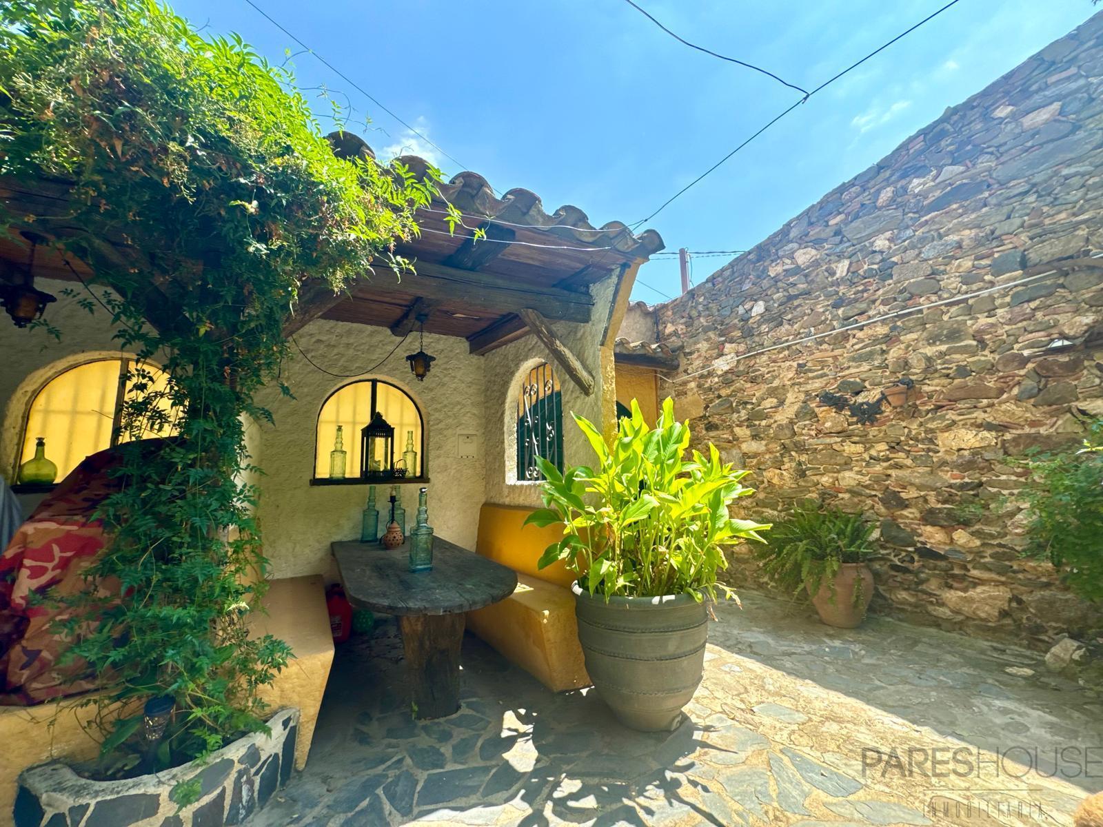 Venta de casa en Garriguella