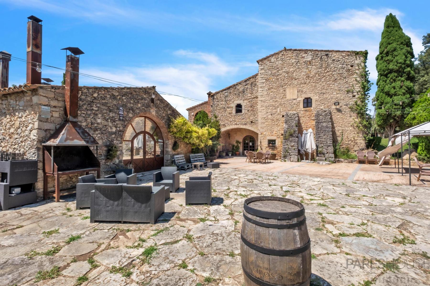 Venta de masía en Sant Julià de Ramis