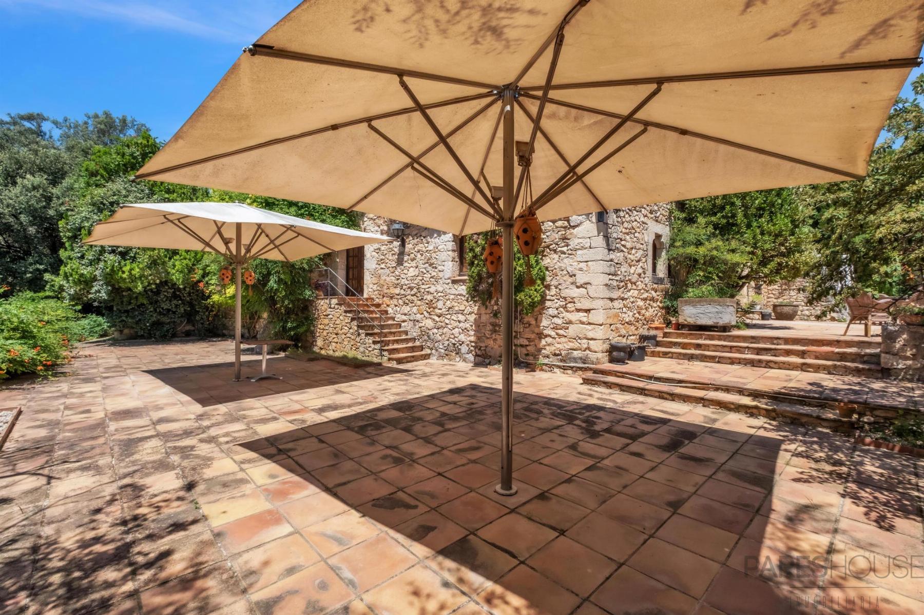 Venta de masía en Sant Julià de Ramis