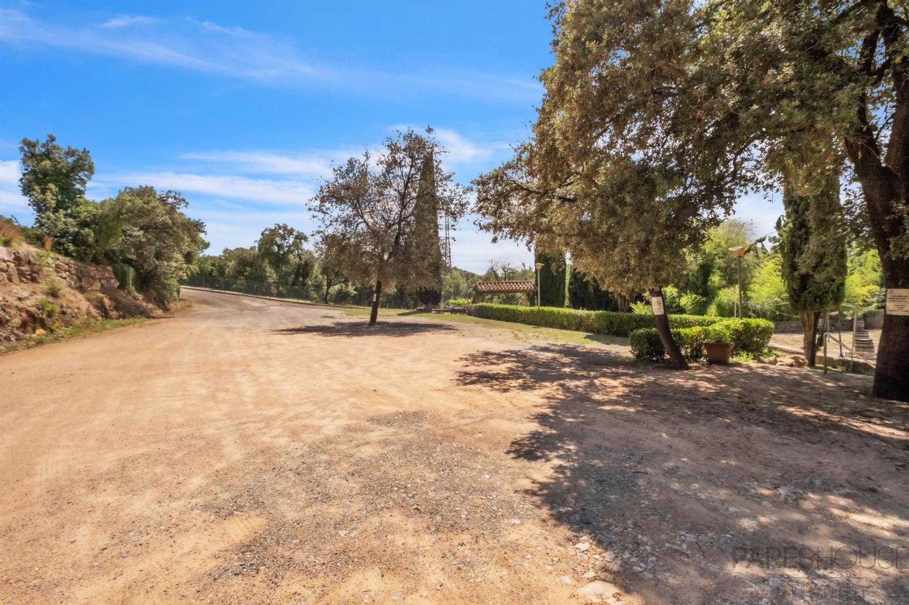 Venta de masía en Sant Julià de Ramis