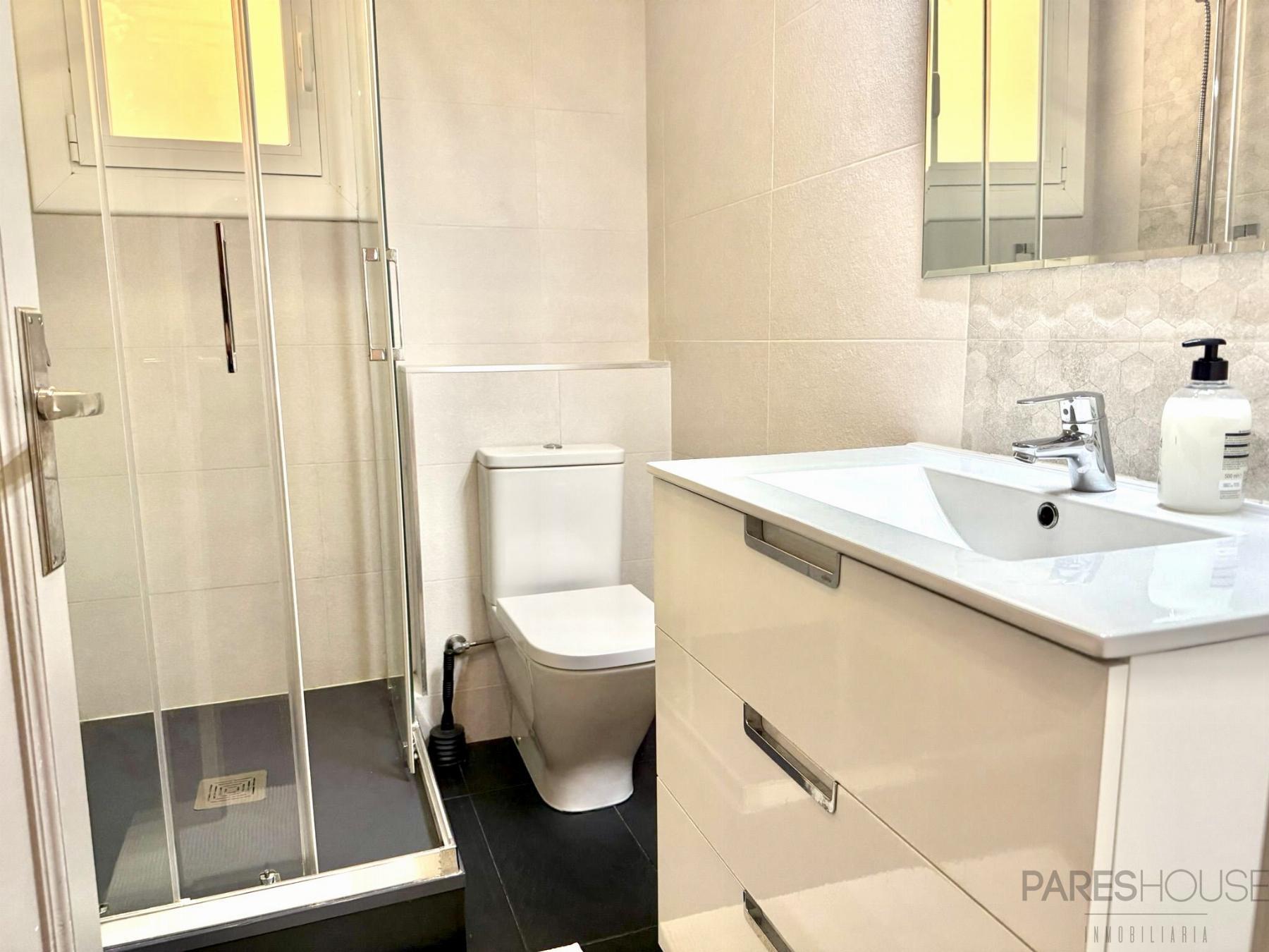 Venta de piso en Abrera