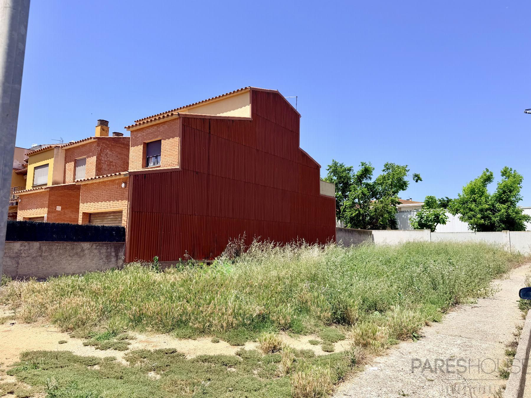 Venta de terreno en Peralada