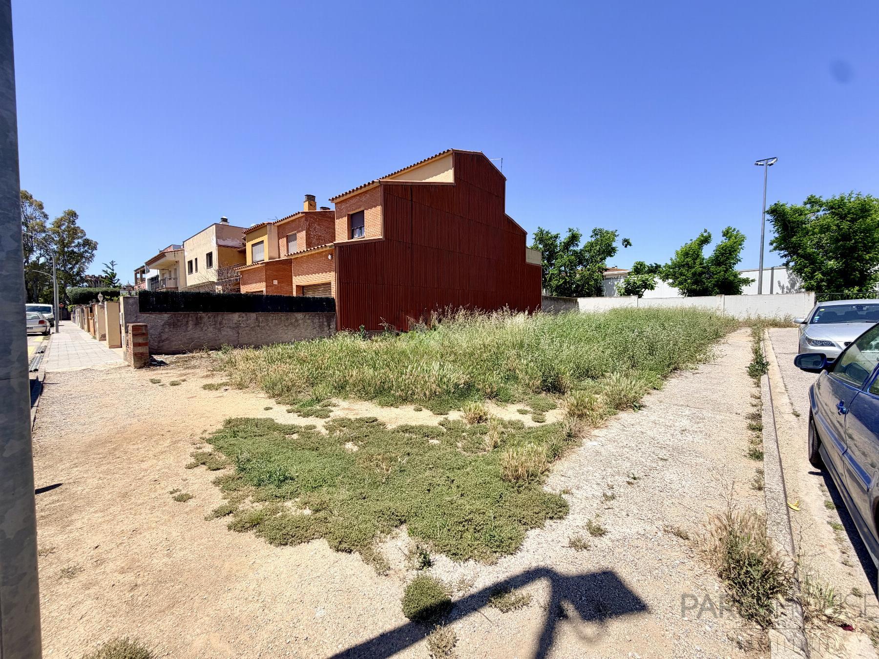 Venta de terreno en Peralada