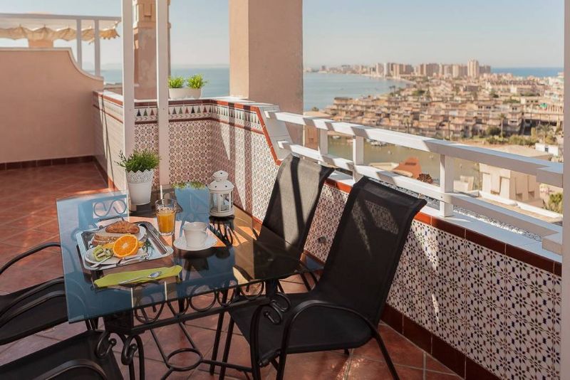 For sale of flat in La Manga del Mar Menor