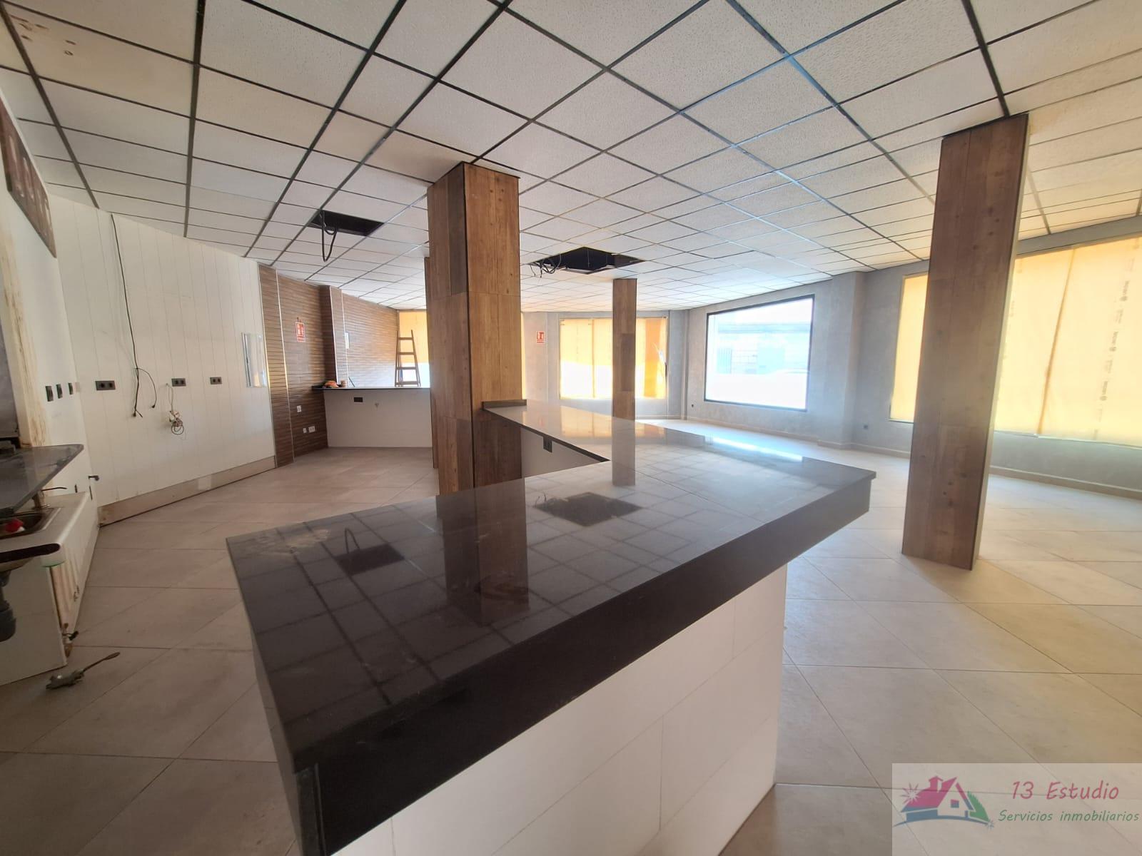 For rent of commercial in Cartagena
