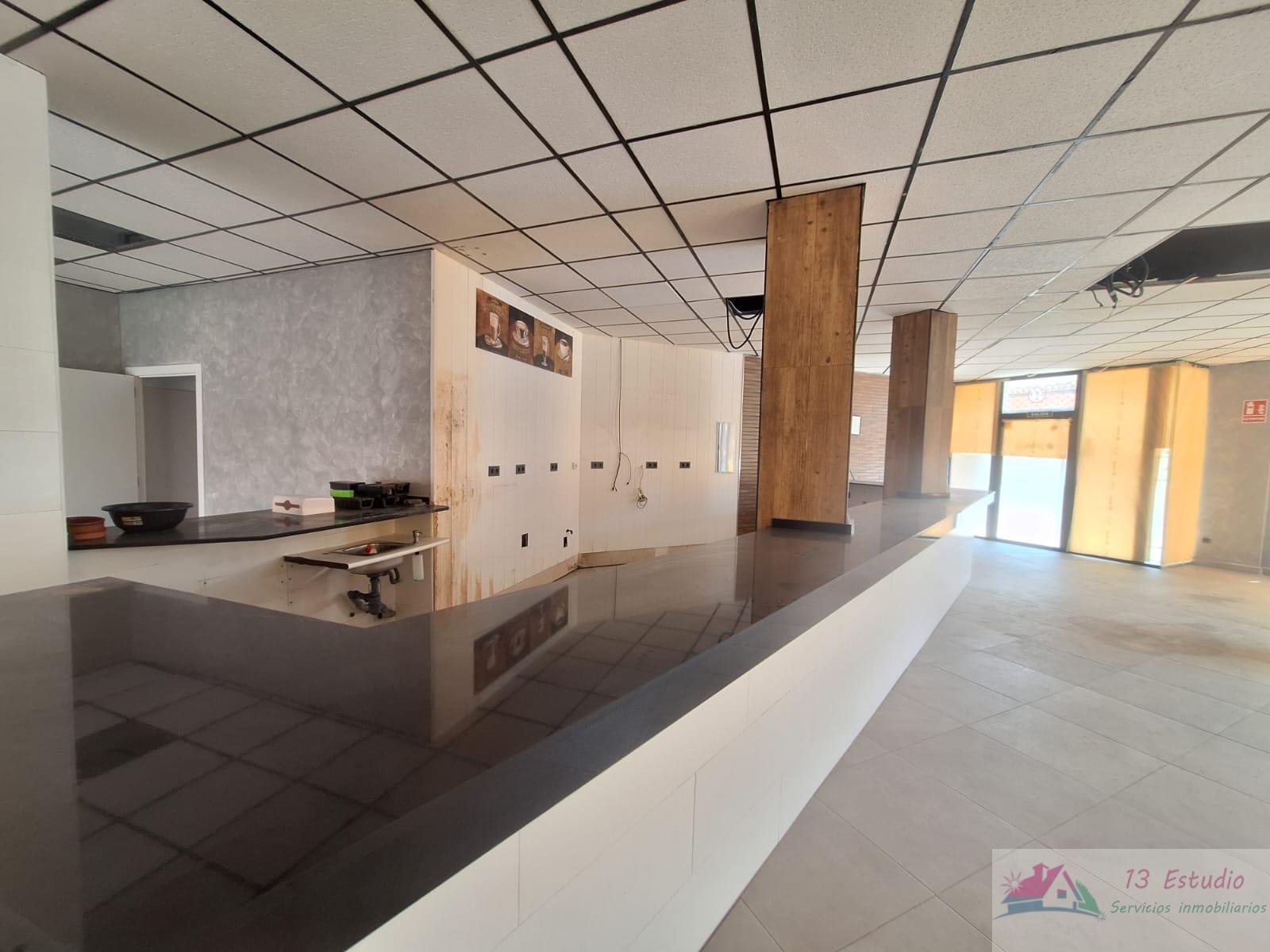 For rent of commercial in Cartagena