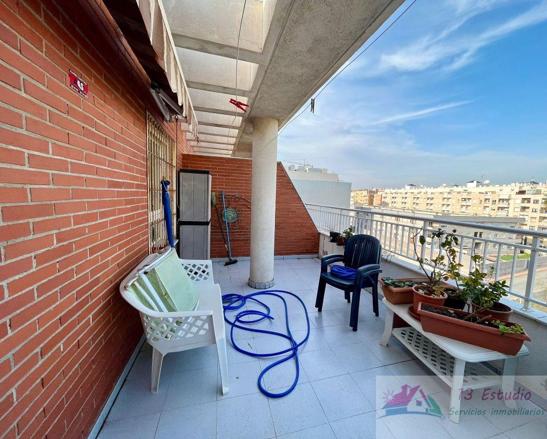 For sale of penthouse in Torrevieja