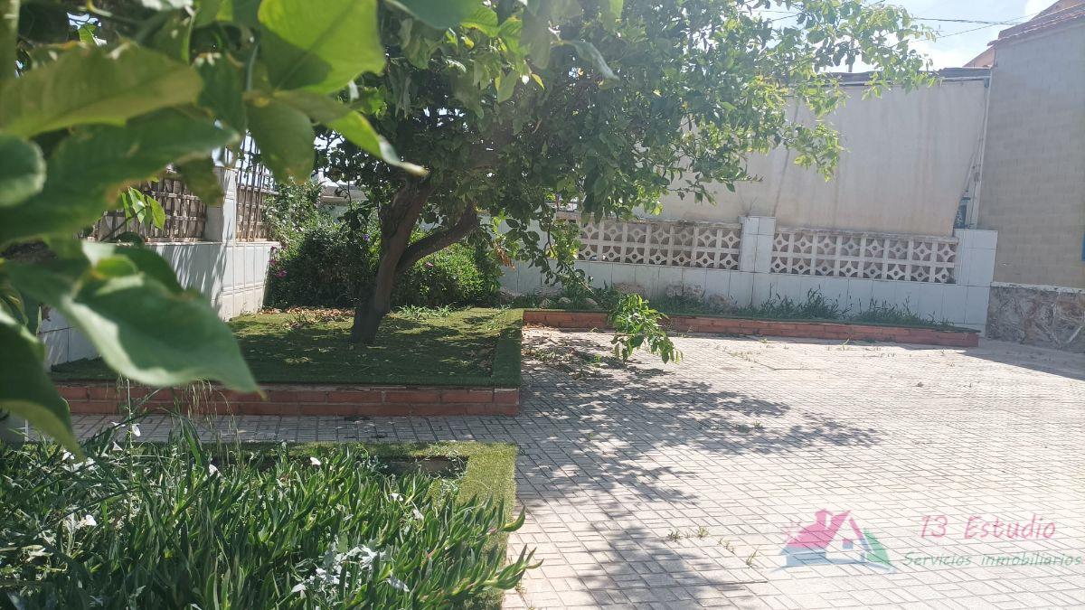 Venta de chalet en Los Belones
