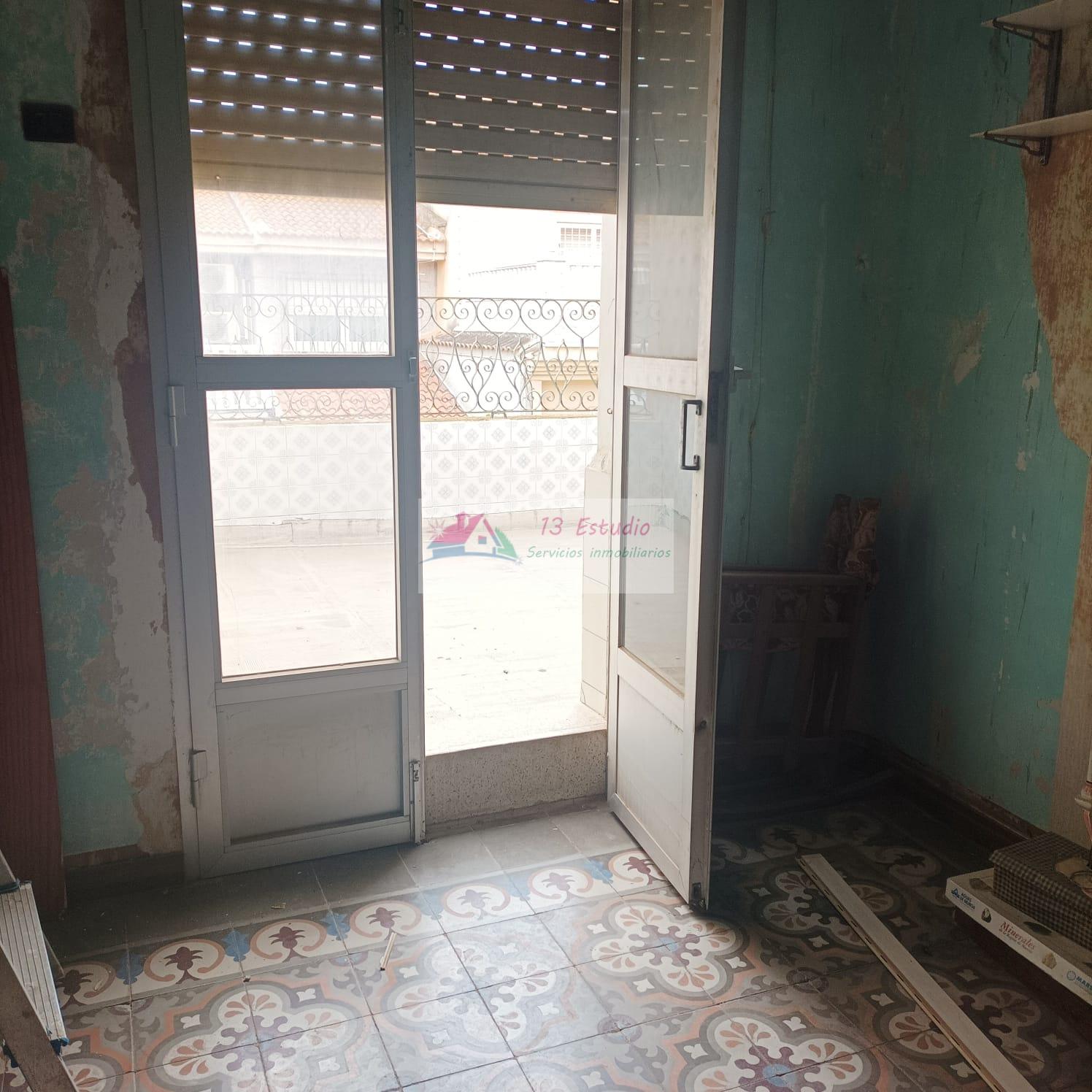 For sale of building in Cartagena