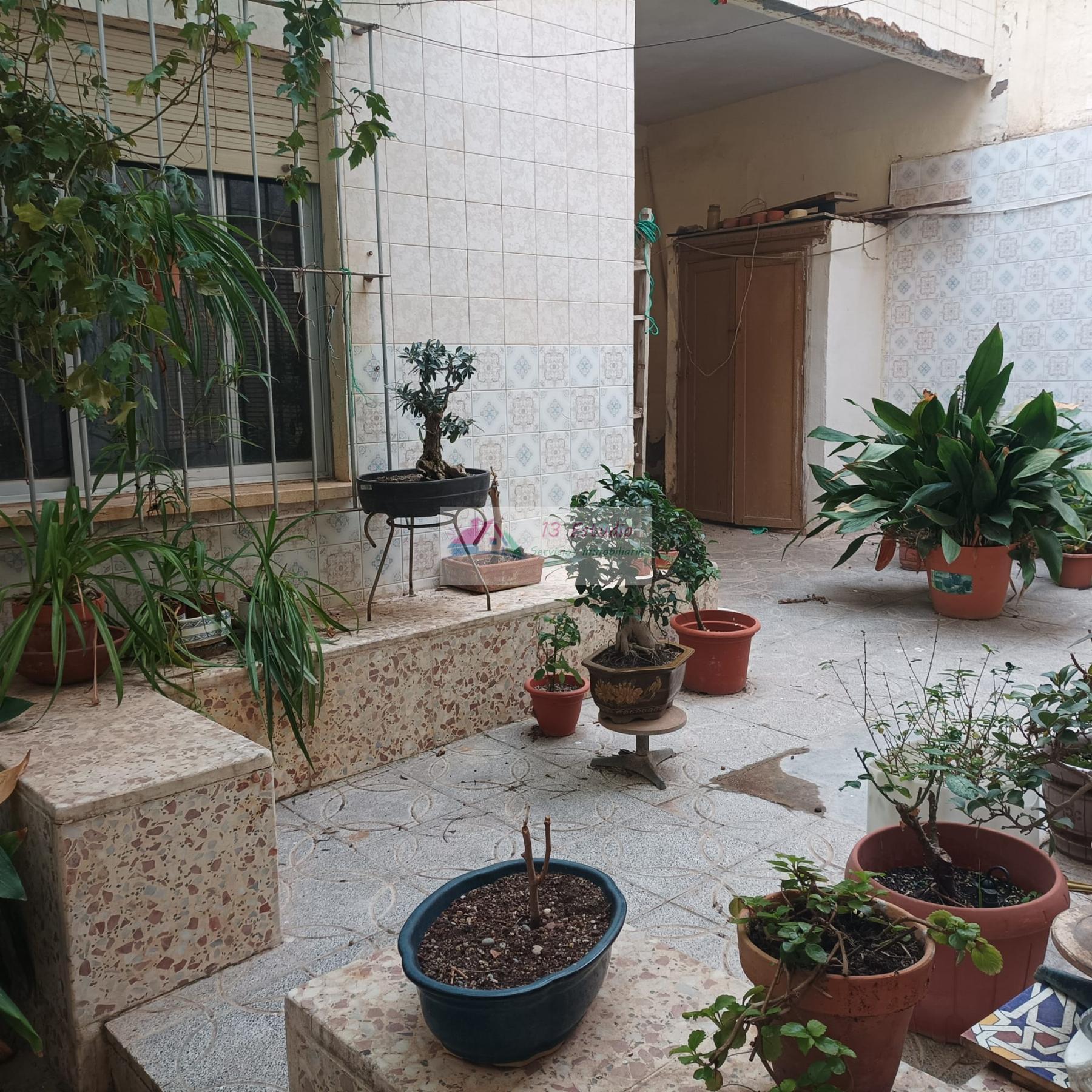For sale of building in Cartagena
