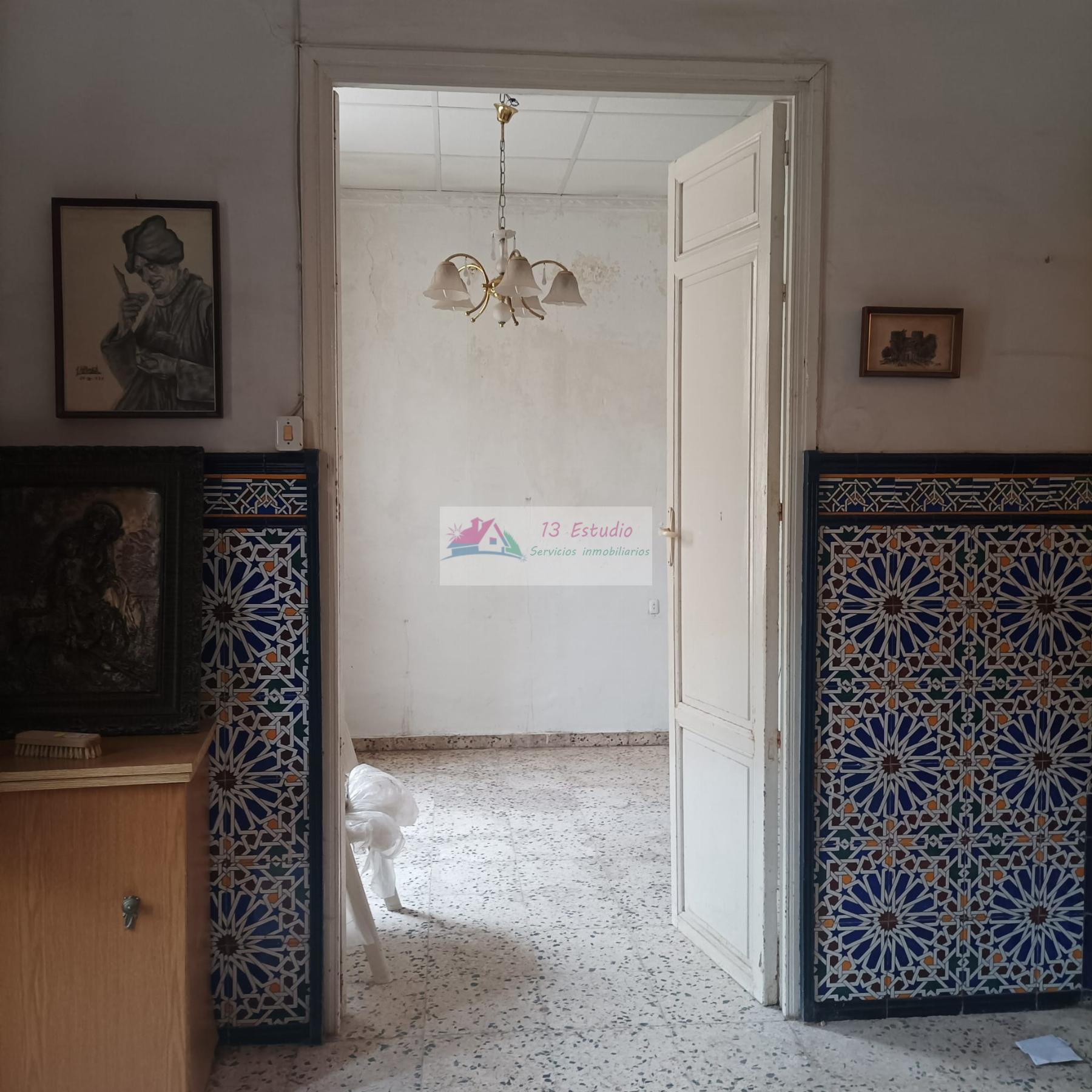 For sale of building in Cartagena