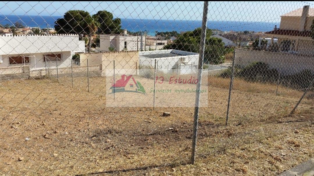 For sale of land in La Azohía