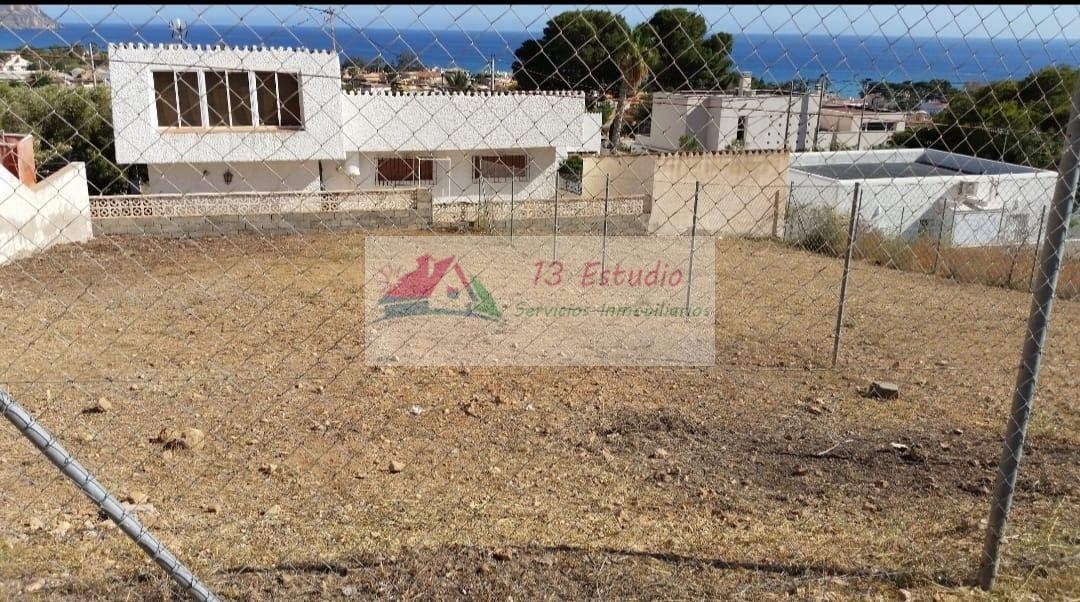 For sale of land in La Azohía