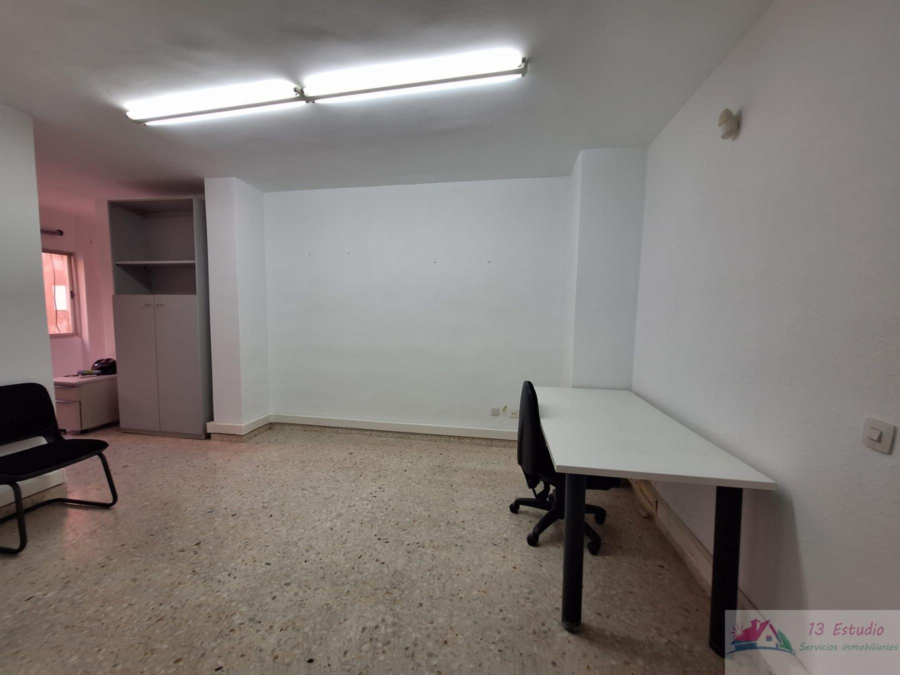 For rent of office in Cartagena