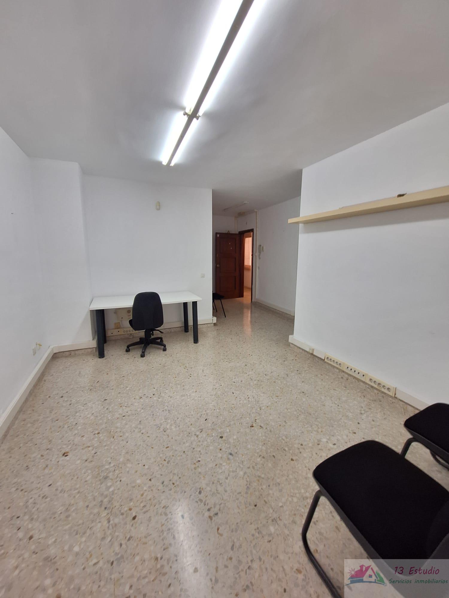 For rent of office in Cartagena