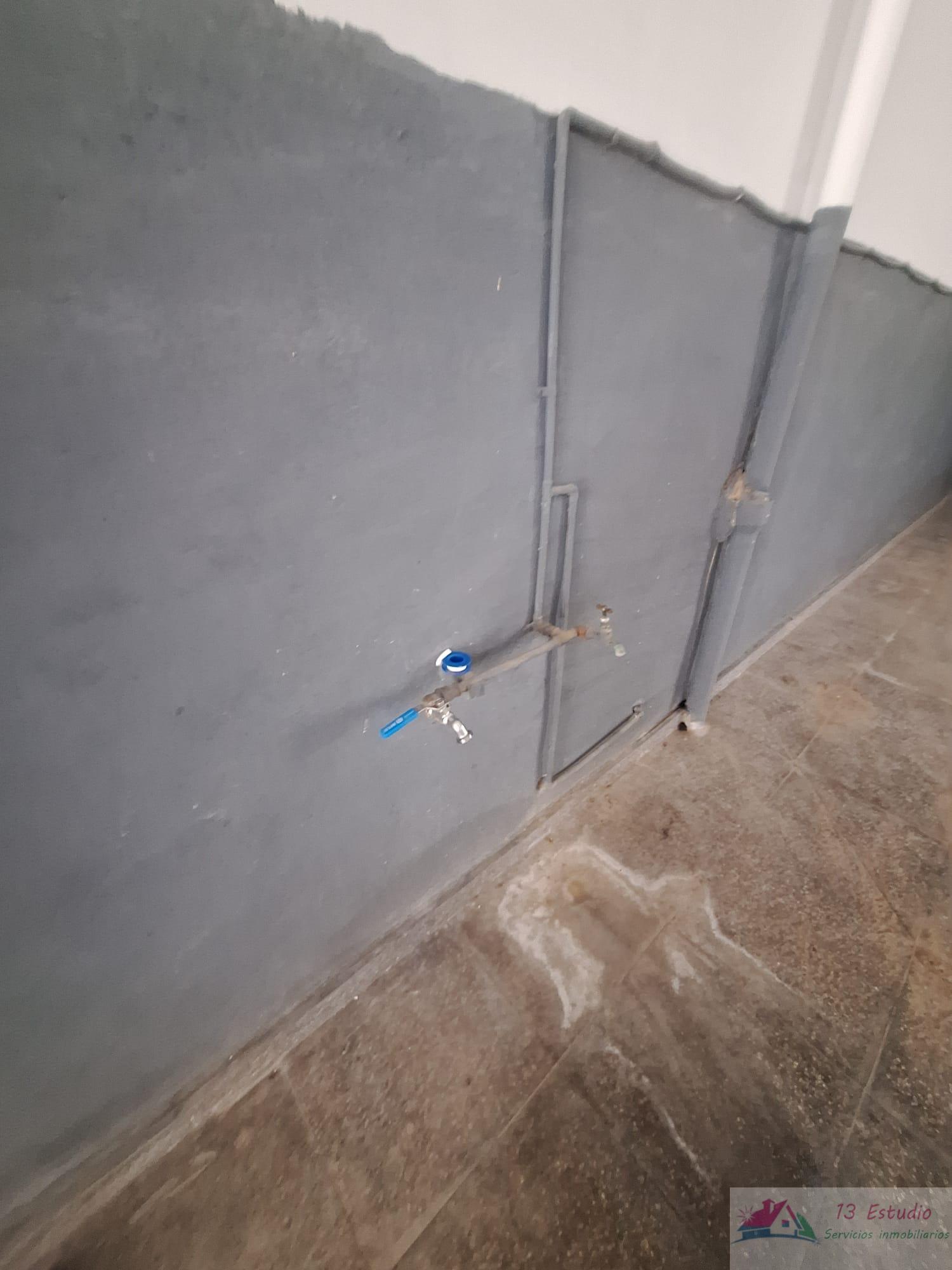 For rent of garage in Cartagena