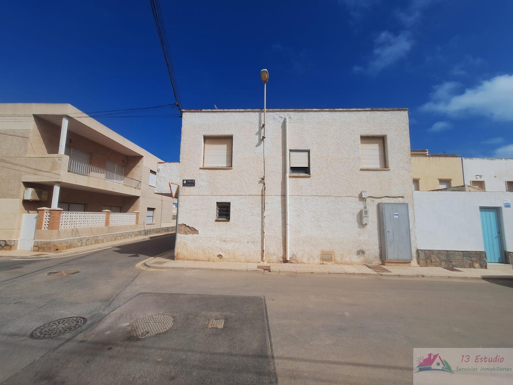 Venta de dúplex en Los Nietos