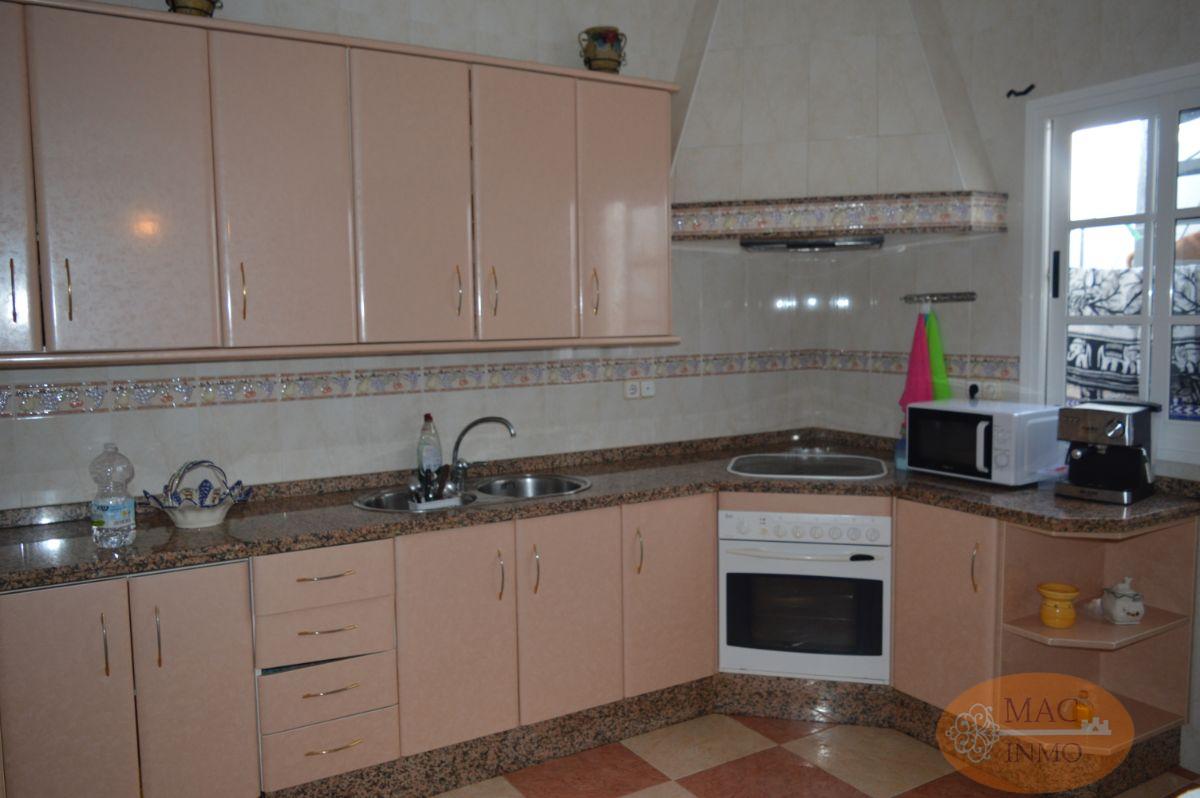 For sale of house in Puerto Serrano