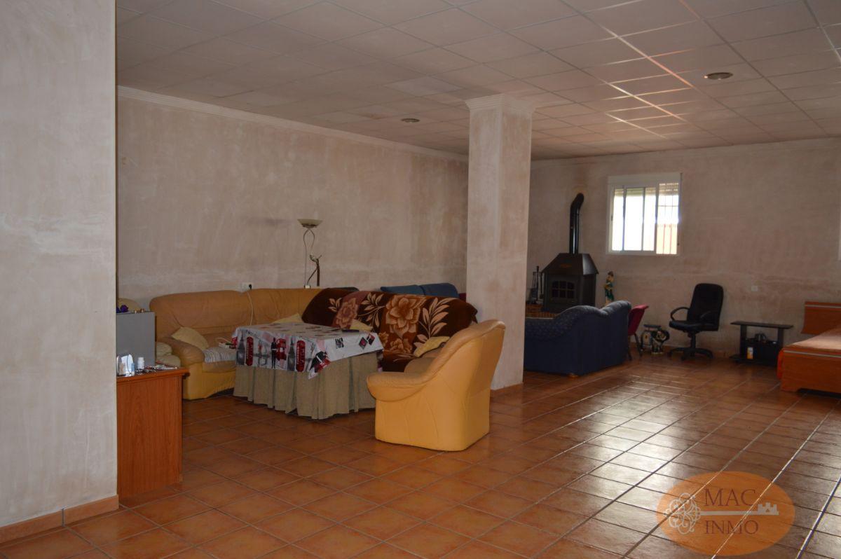 For sale of house in Puerto Serrano