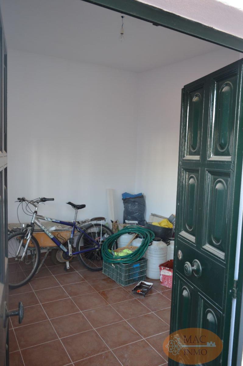 For sale of house in Puerto Serrano