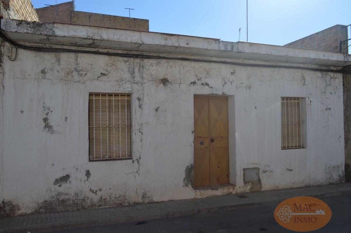 For sale of land in Puerto Serrano