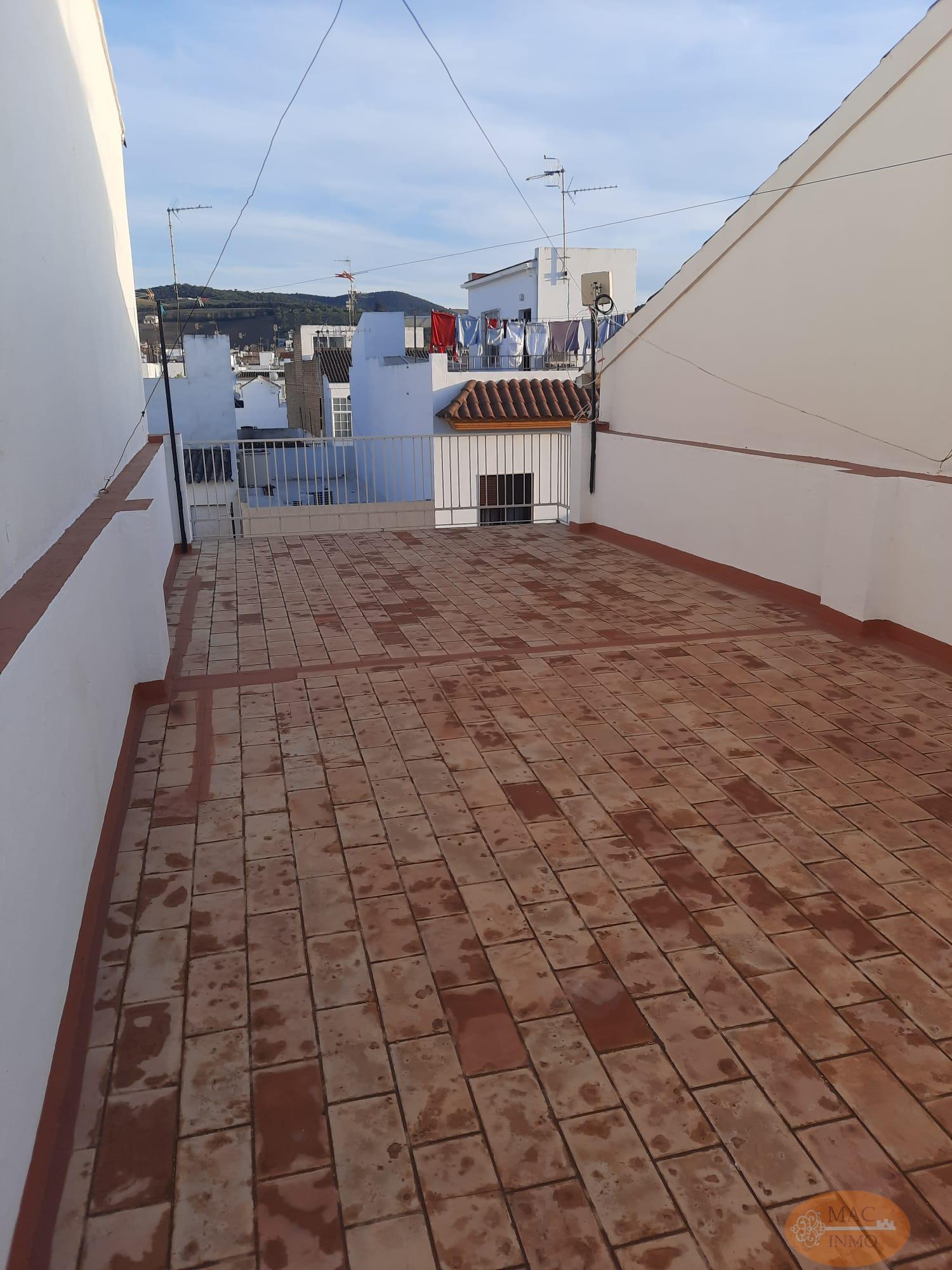 For sale of house in Puerto Serrano