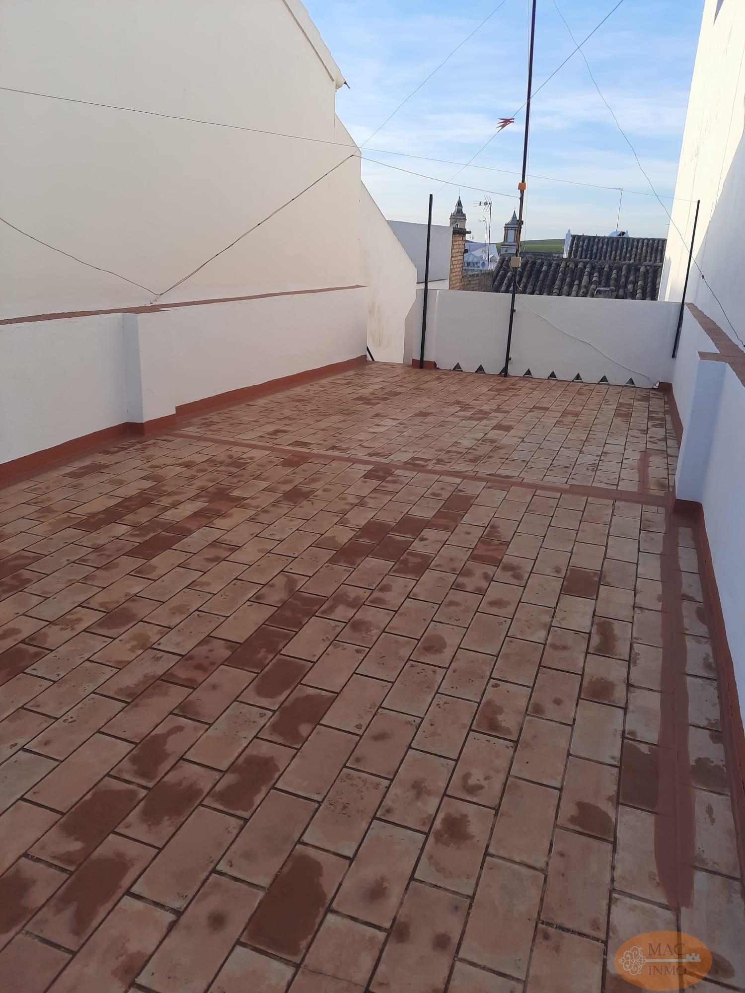 For sale of house in Puerto Serrano