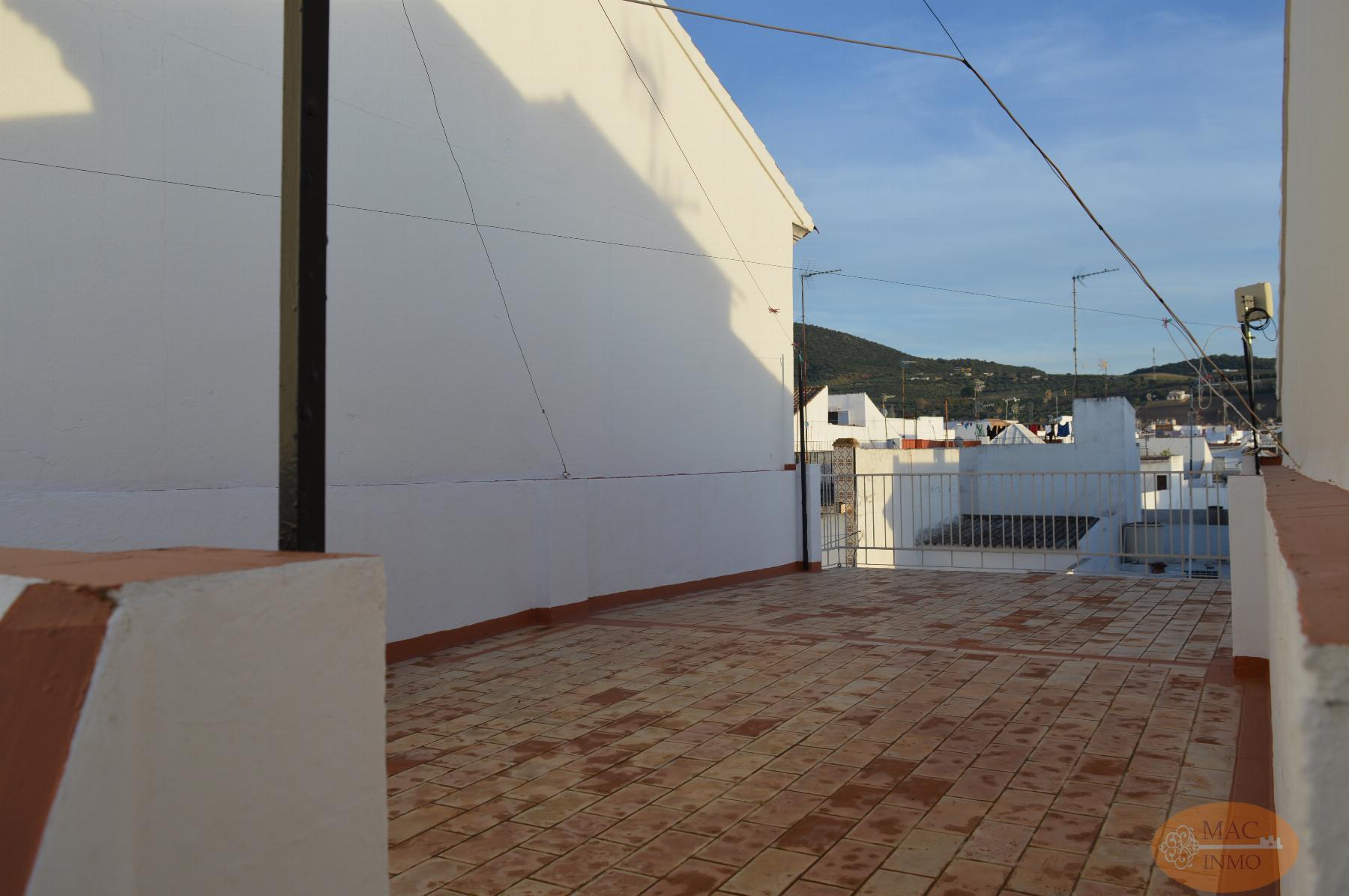 For sale of house in Puerto Serrano