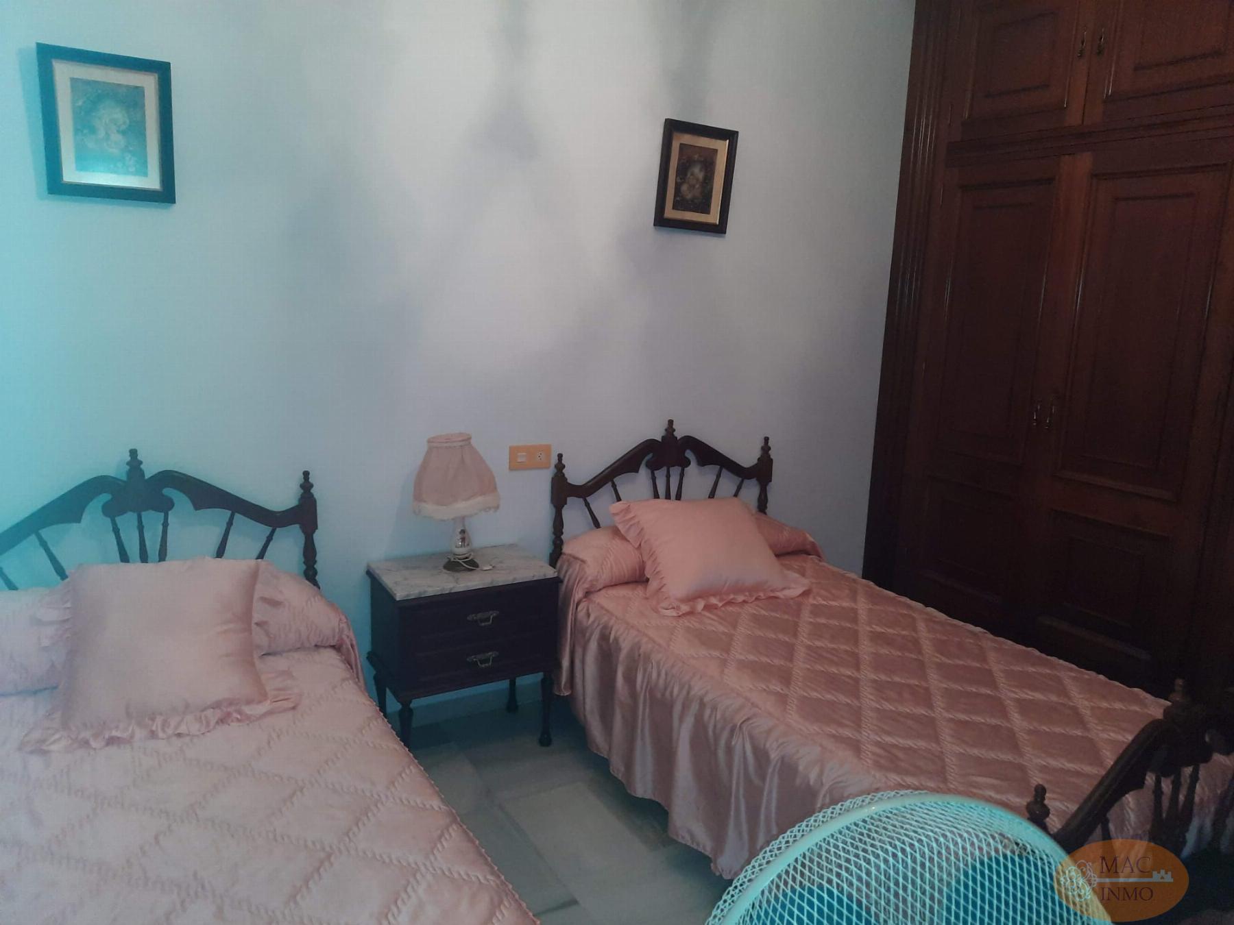 For sale of house in Puerto Serrano