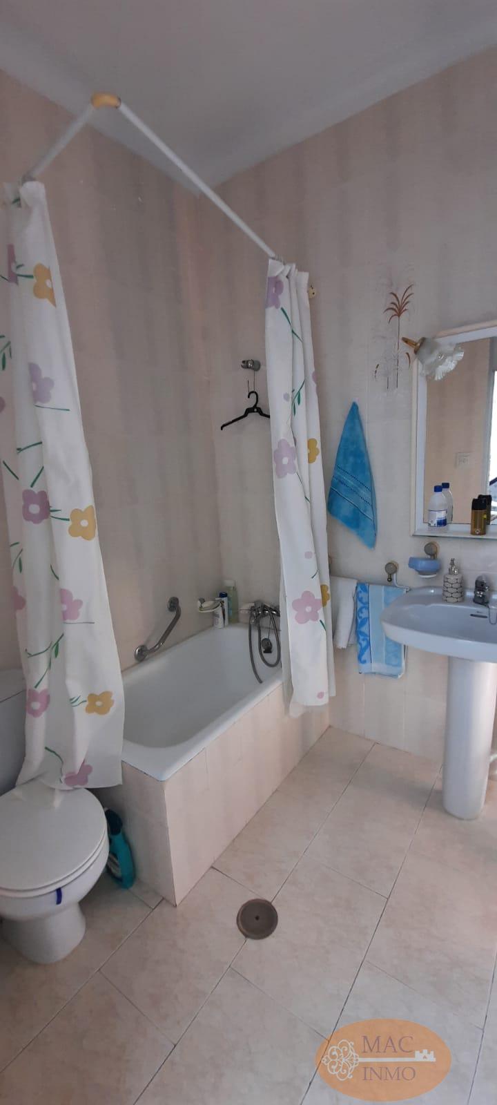 For sale of house in Puerto Serrano