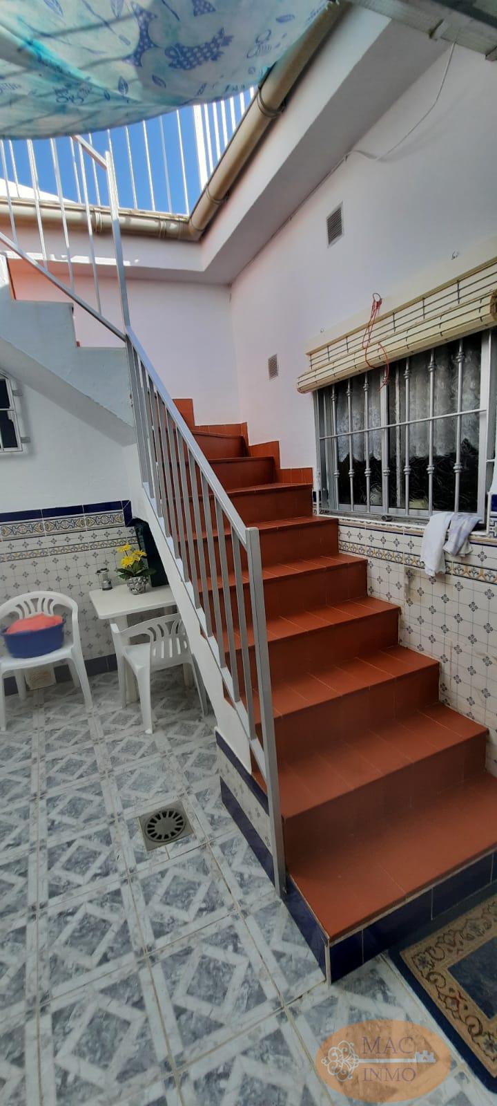 For sale of house in Puerto Serrano