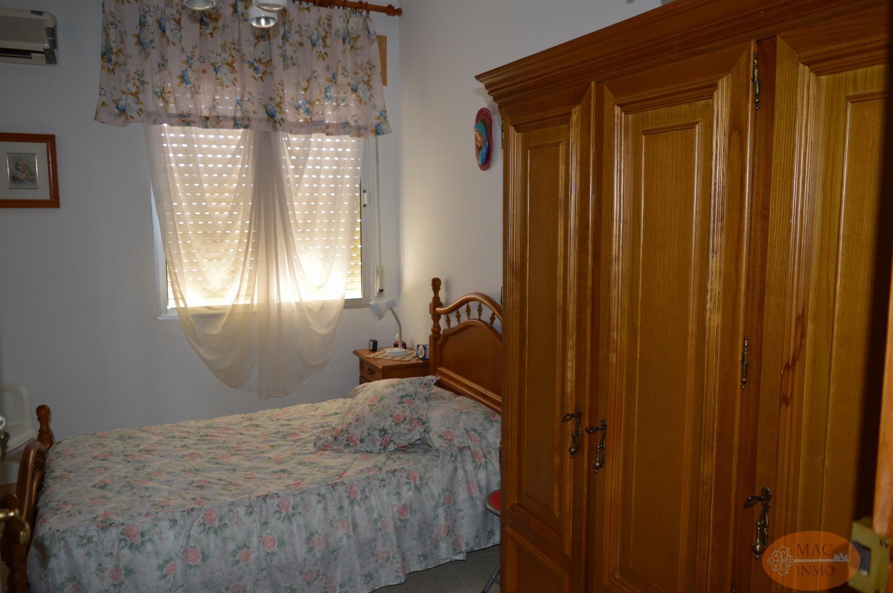 For sale of house in Puerto Serrano