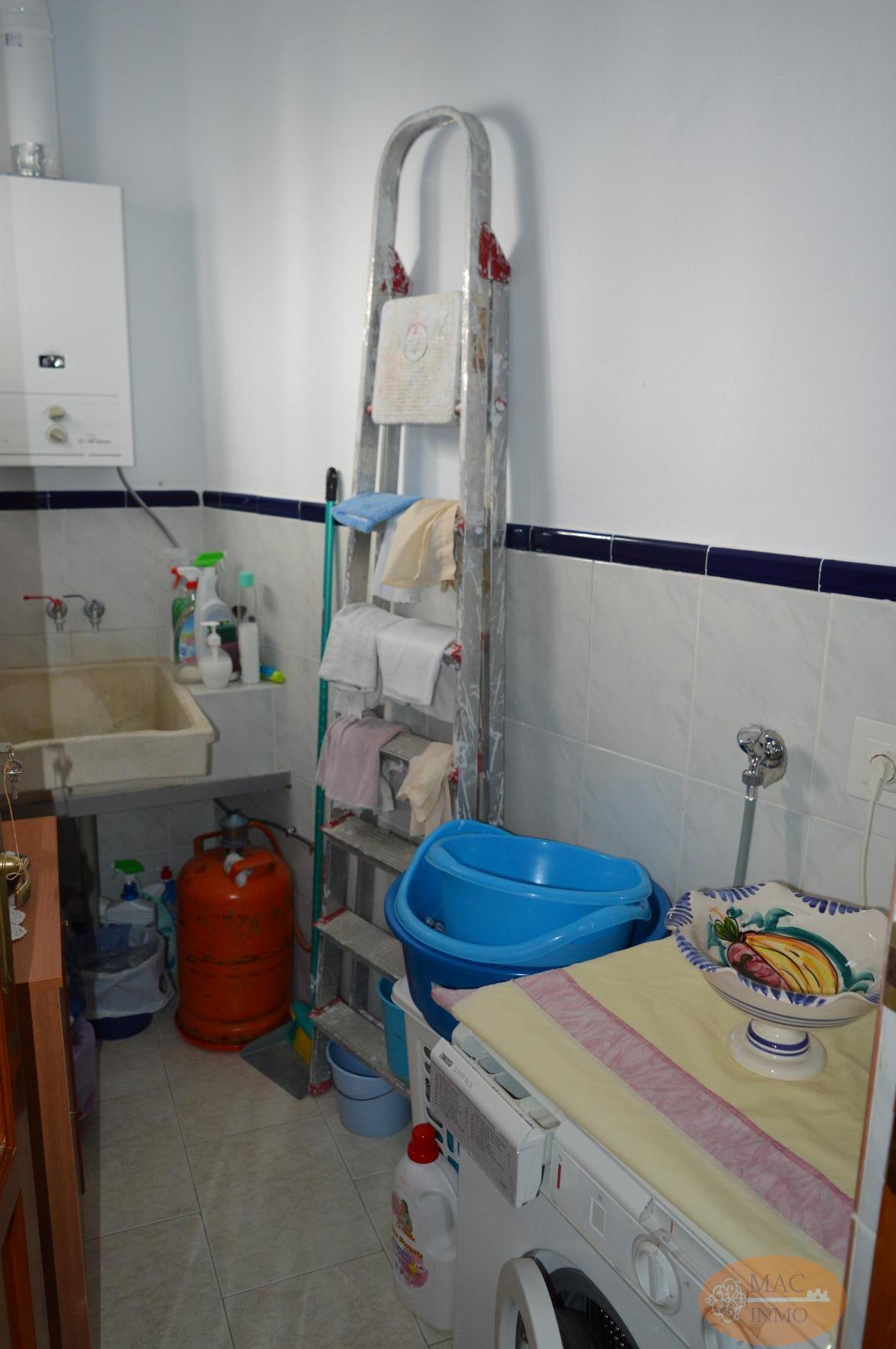 For sale of house in Puerto Serrano