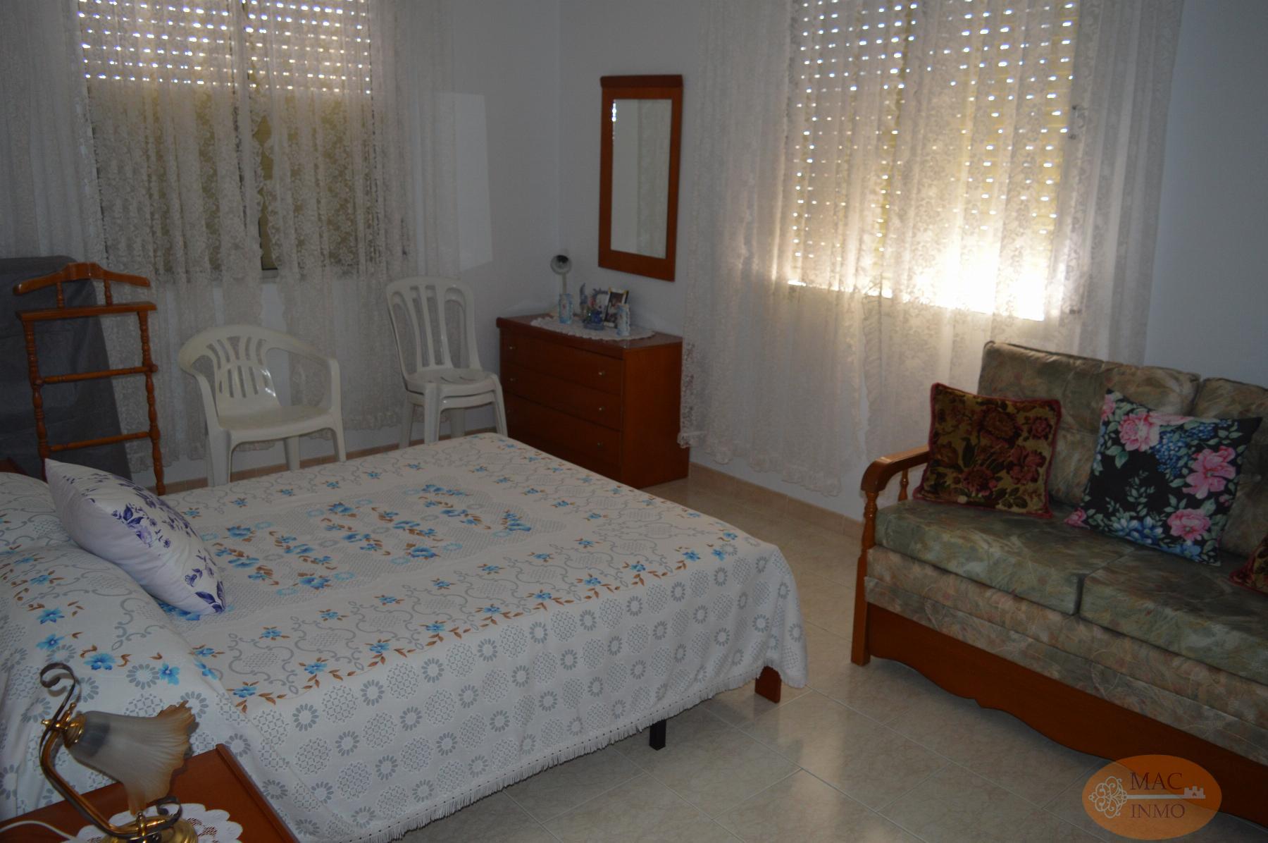 For sale of house in Puerto Serrano