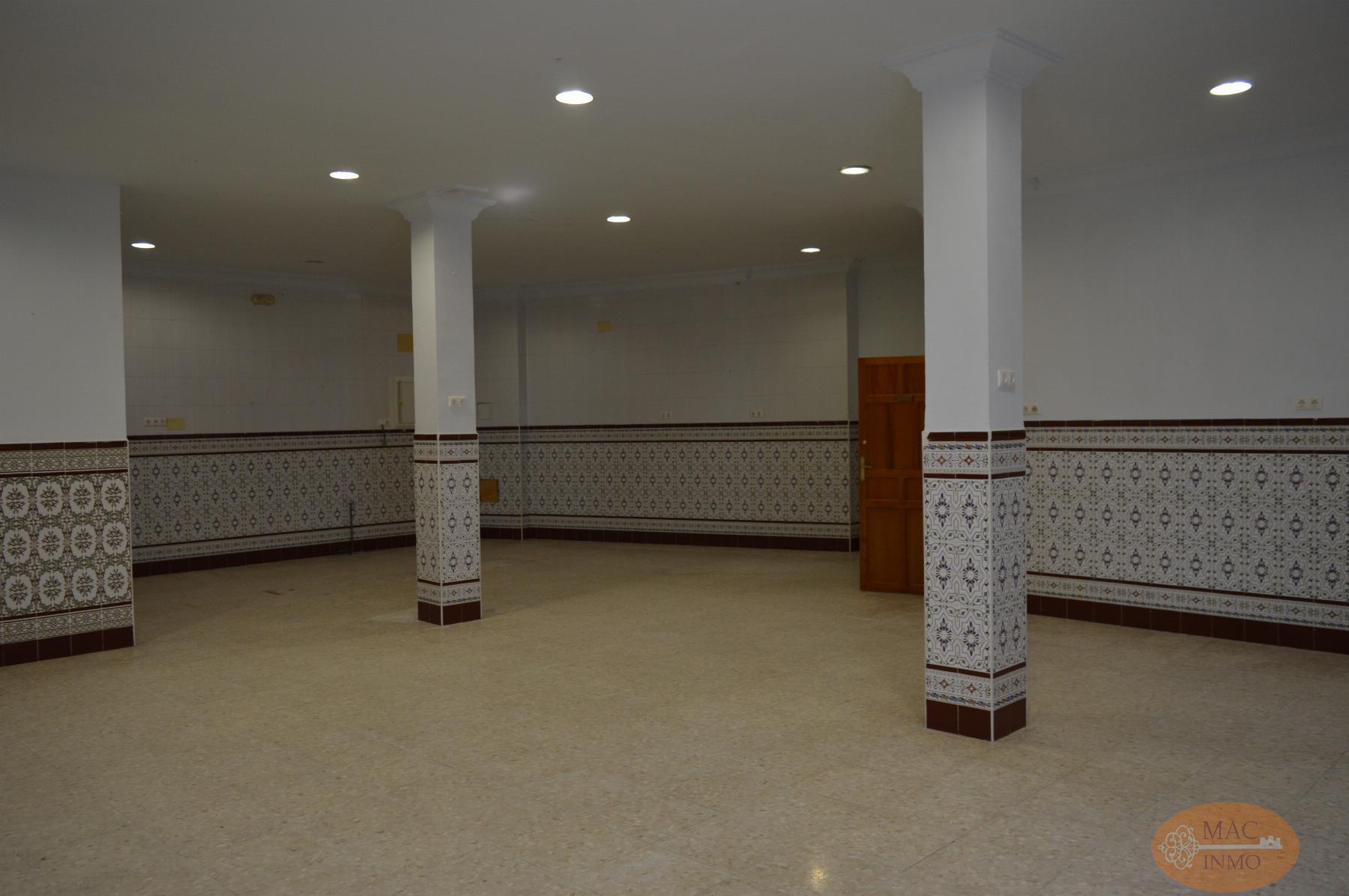For sale of house in Puerto Serrano