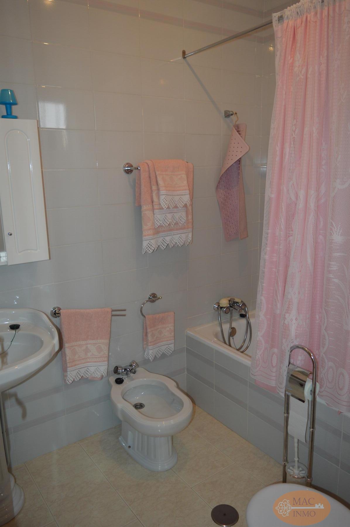For sale of house in Puerto Serrano