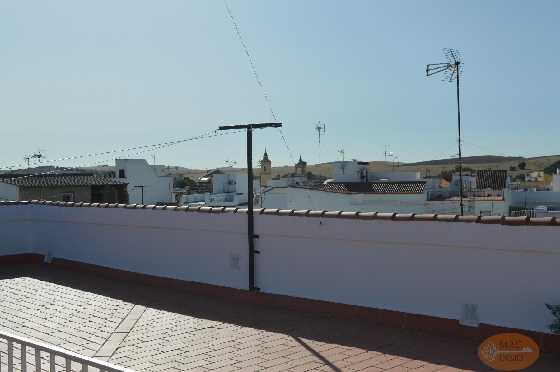 For sale of house in Puerto Serrano